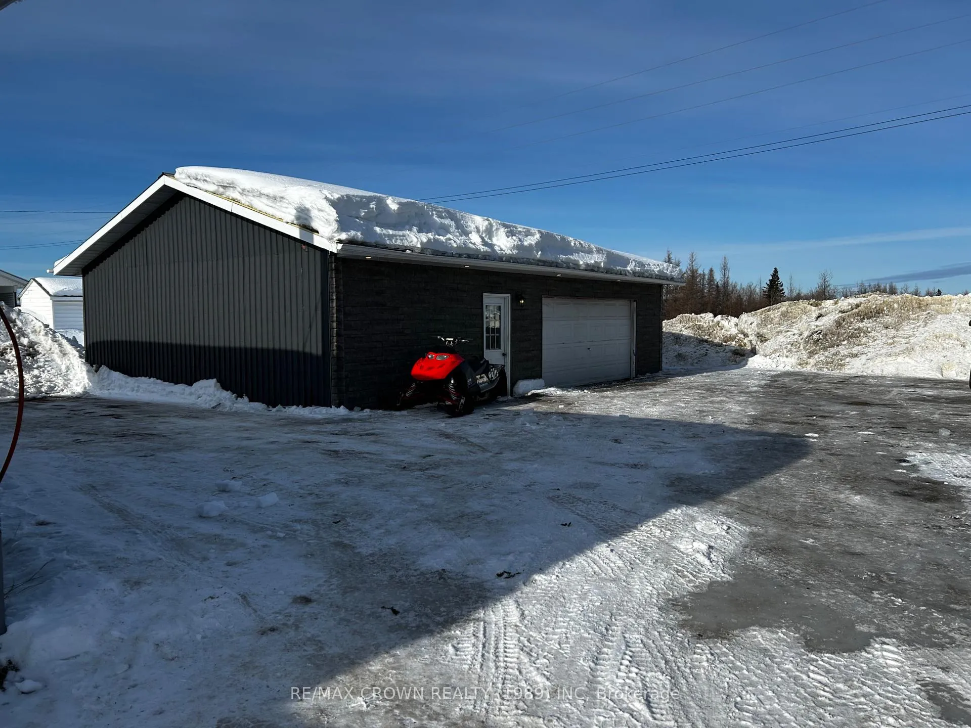 Photo 5 of 448 Government Road E, Kapuskasing — HOMEH