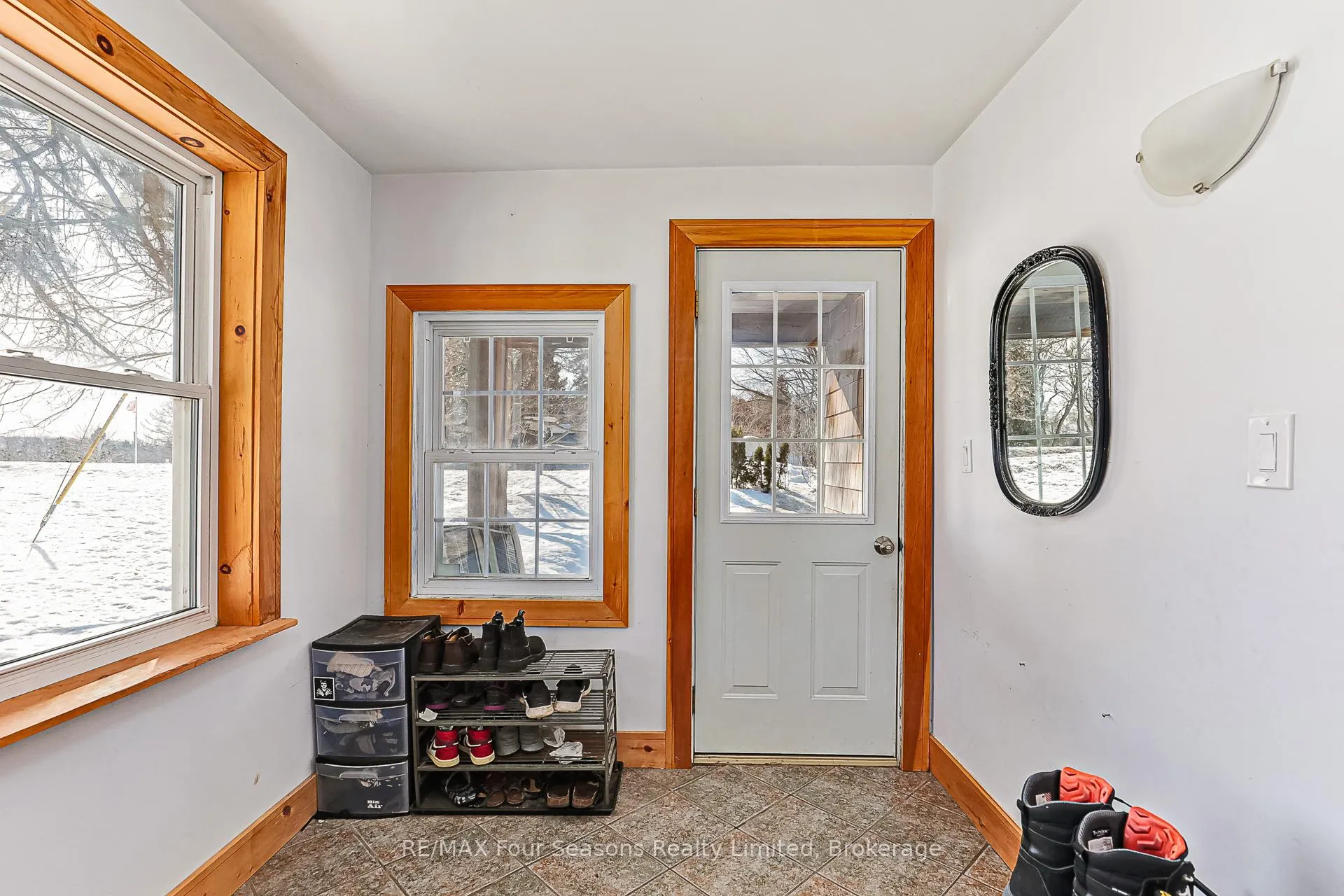 Photo 12 of 1046 County 124 Road N, Clearview, Singhampton — HOMEH