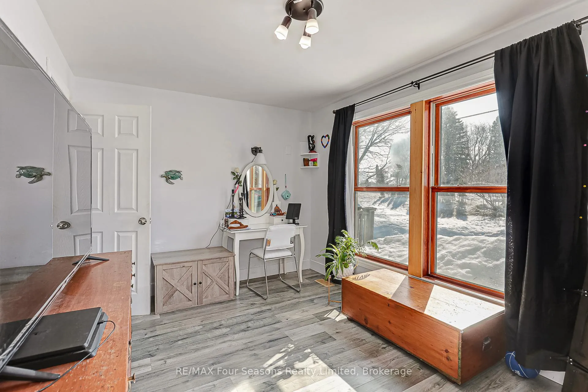Photo 23 of 1046 County 124 Road N, Clearview, Singhampton — HOMEH