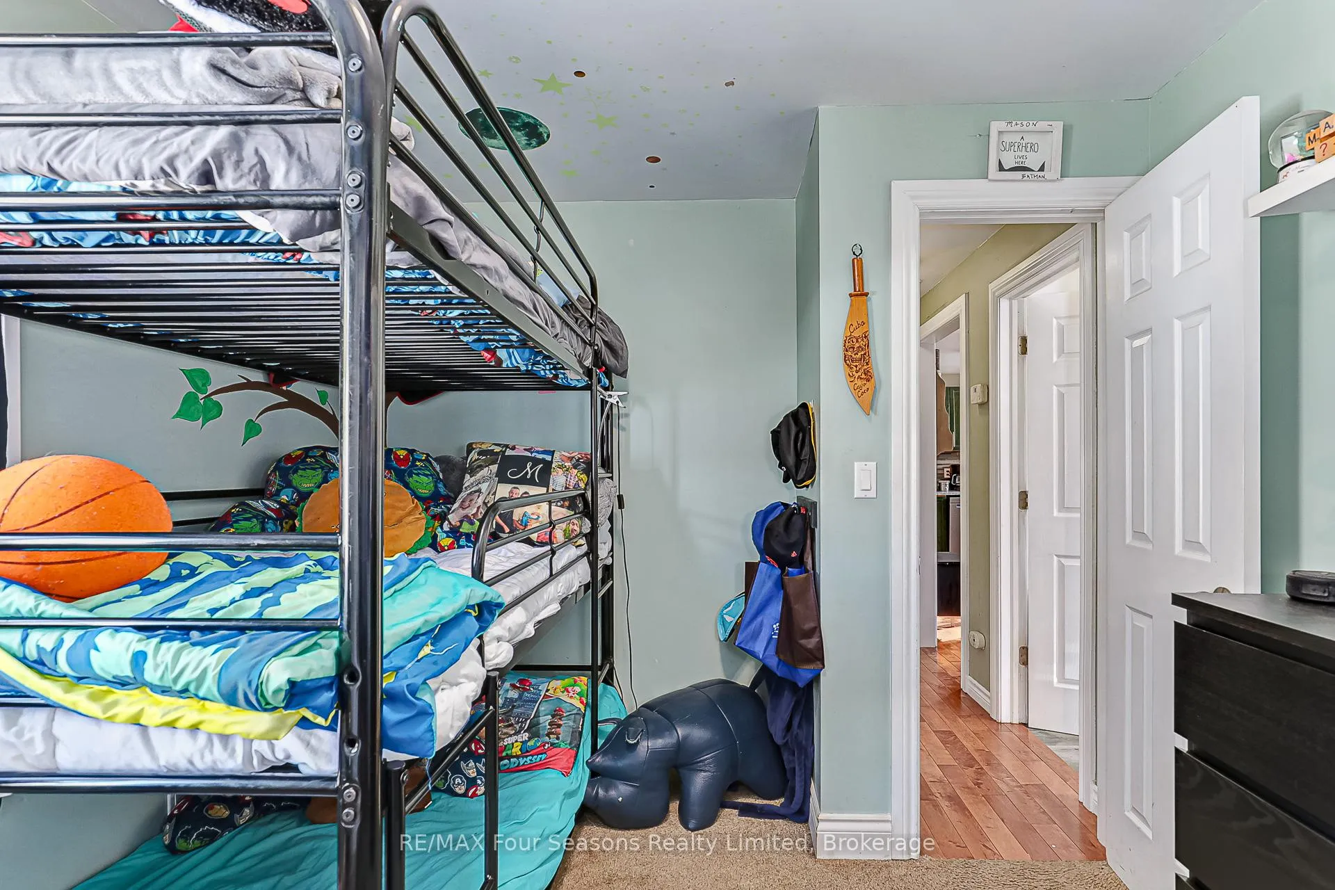 Photo 24 of 1046 County 124 Road N, Clearview, Singhampton — HOMEH