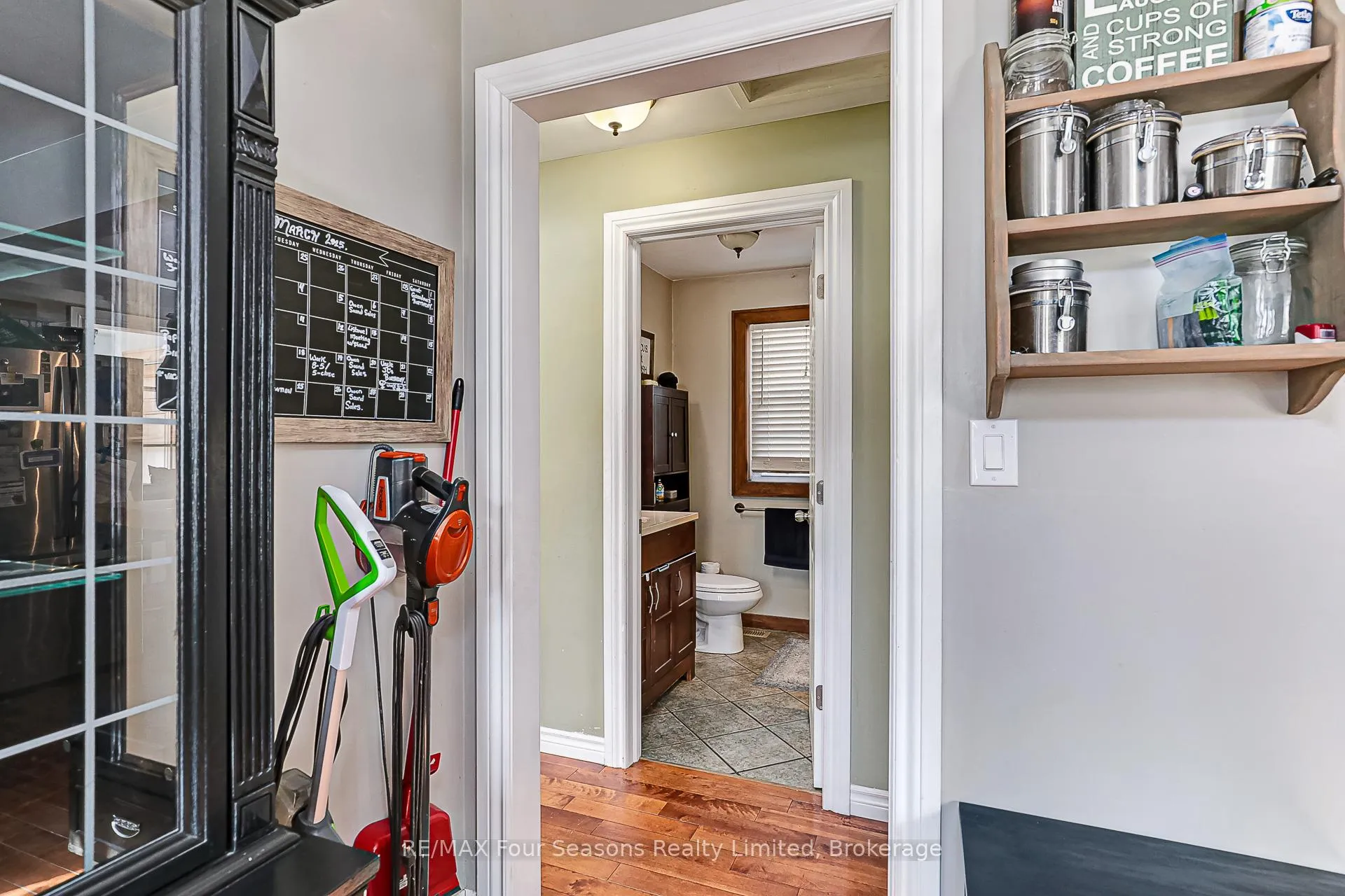 Photo 26 of 1046 County 124 Road N, Clearview, Singhampton — HOMEH