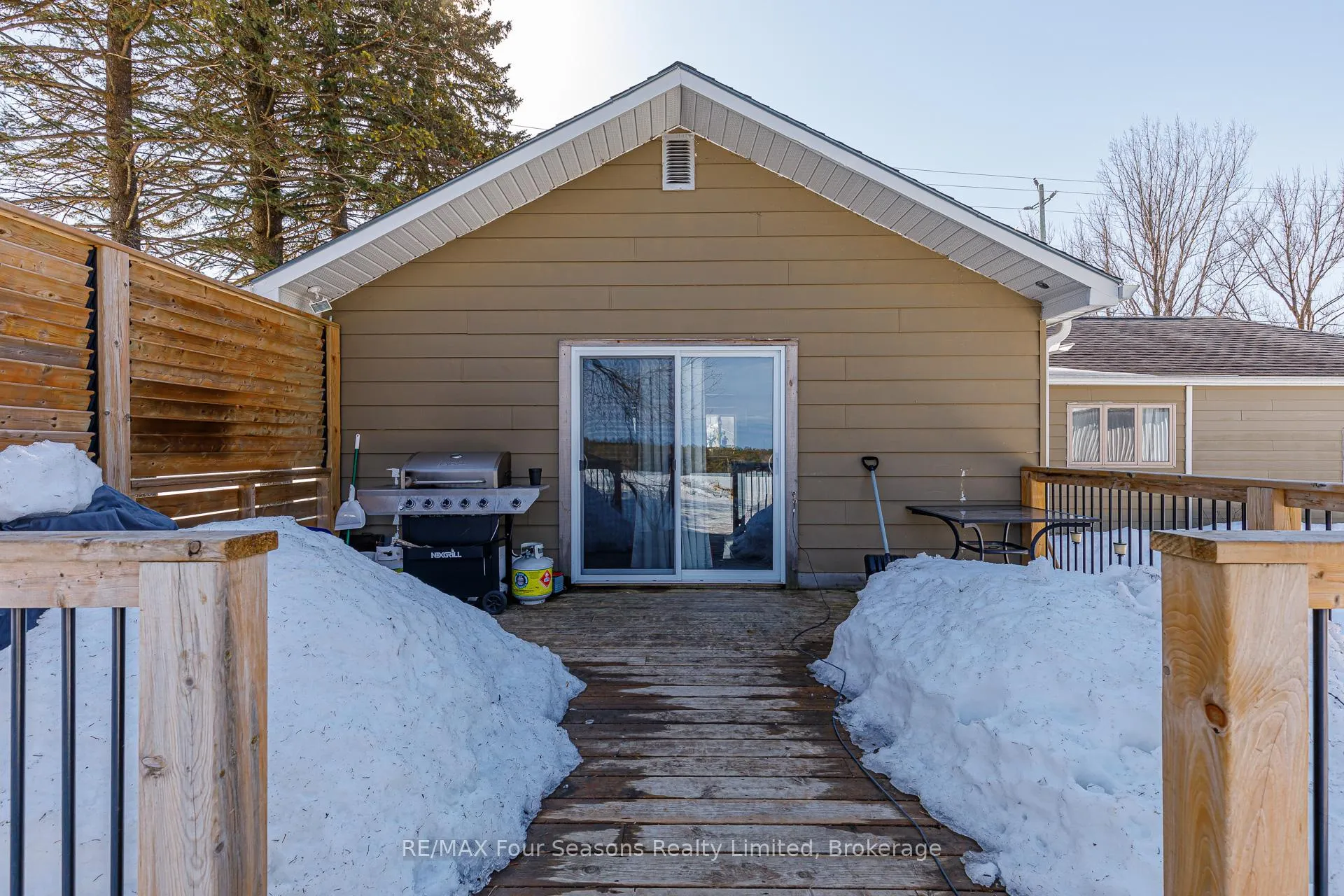 Photo 30 of 1046 County 124 Road N, Clearview, Singhampton — HOMEH