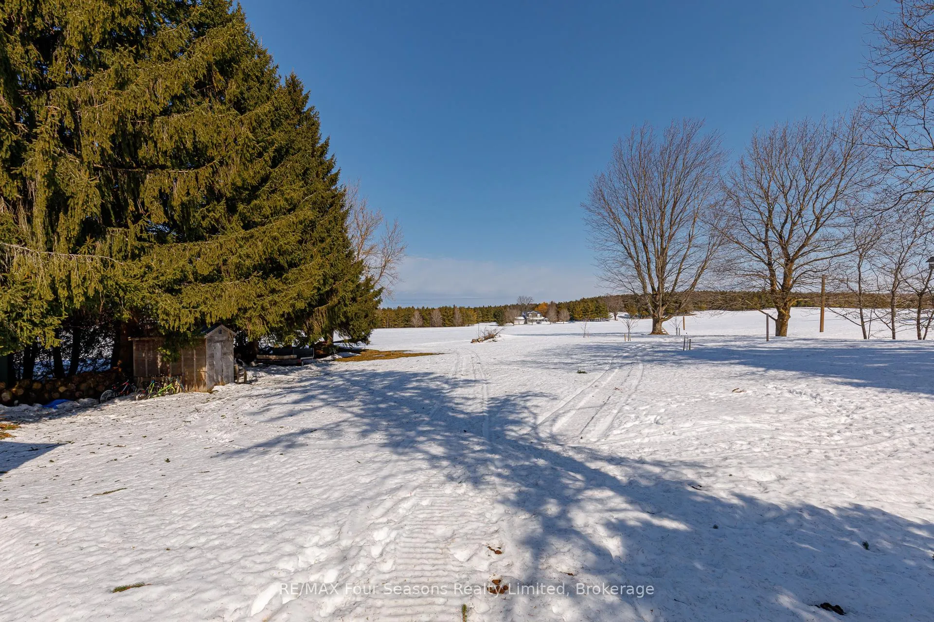 Photo 33 of 1046 County 124 Road N, Clearview, Singhampton — HOMEH