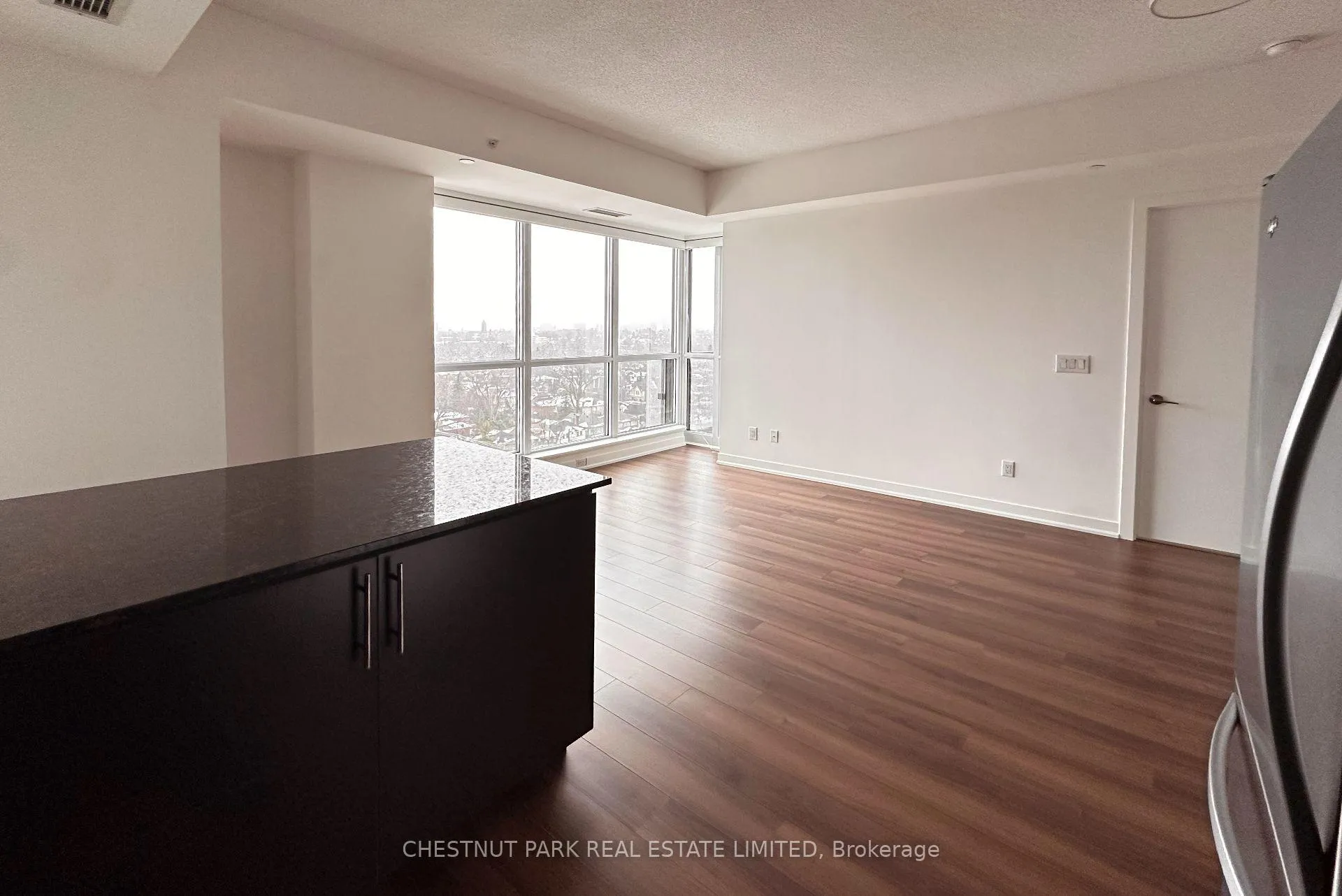 Photo 8 of Unit 1402, 60 Berwick Avenue, Toronto, Yonge-Eglinton — HOMEH