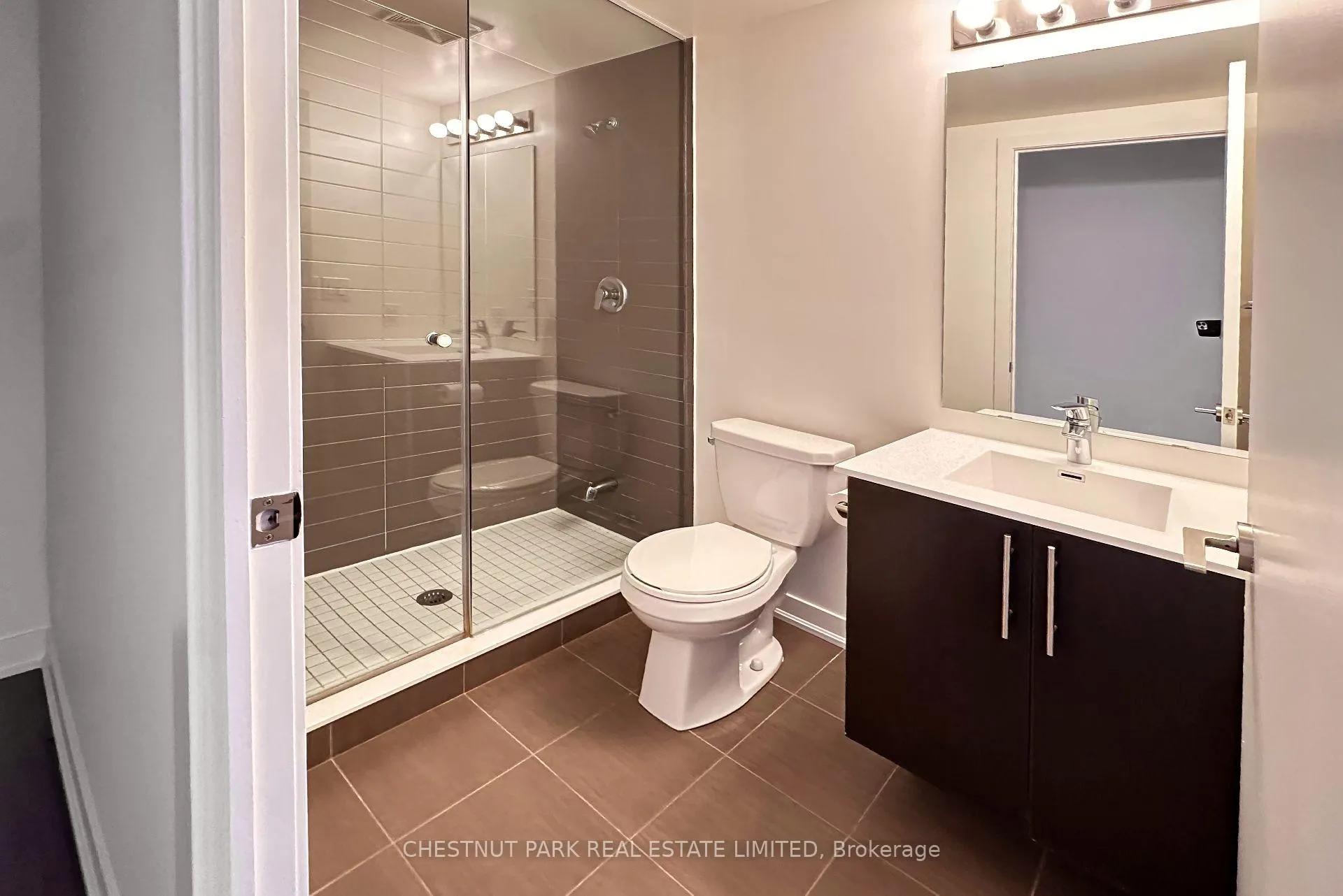 Photo 15 of Unit 1402, 60 Berwick Avenue, Toronto, Yonge-Eglinton — HOMEH