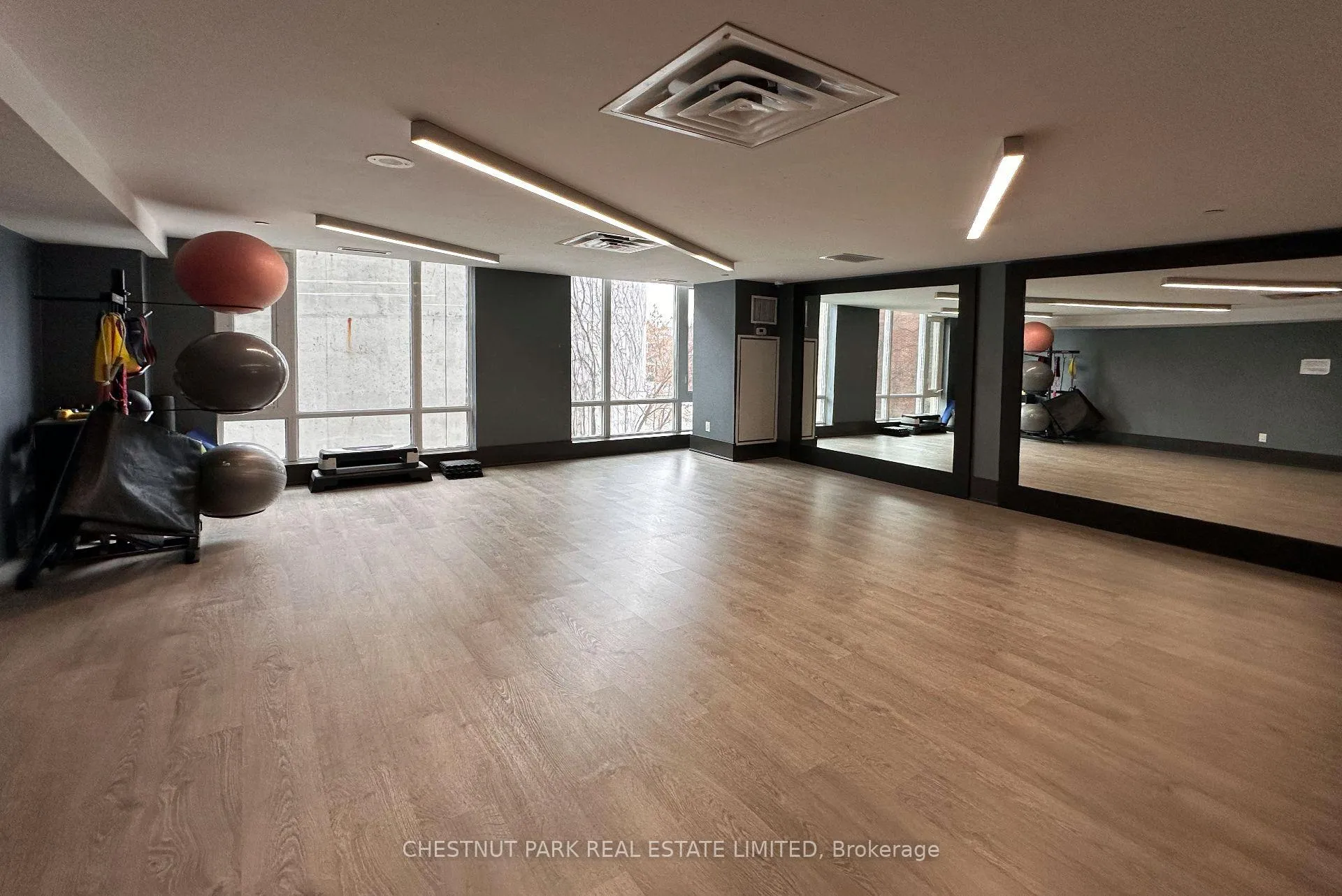 Photo 26 of Unit 1402, 60 Berwick Avenue, Toronto, Yonge-Eglinton — HOMEH