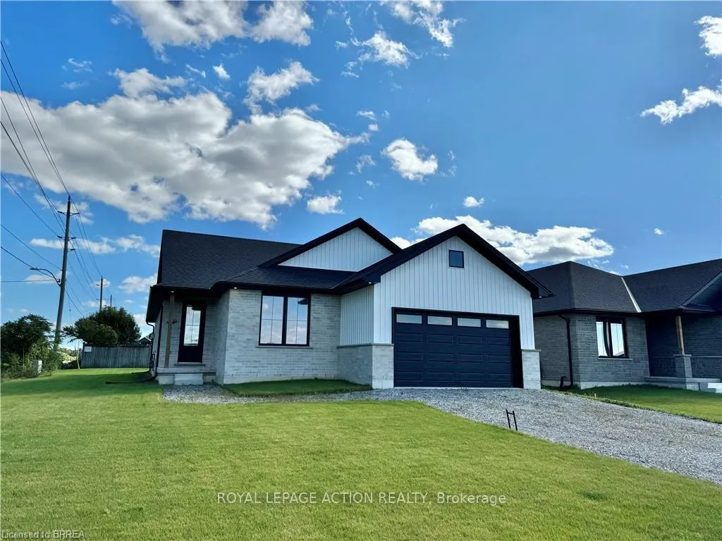 Photo 2 of 111 Judd Drive, Norfolk, Simcoe — HOMEH