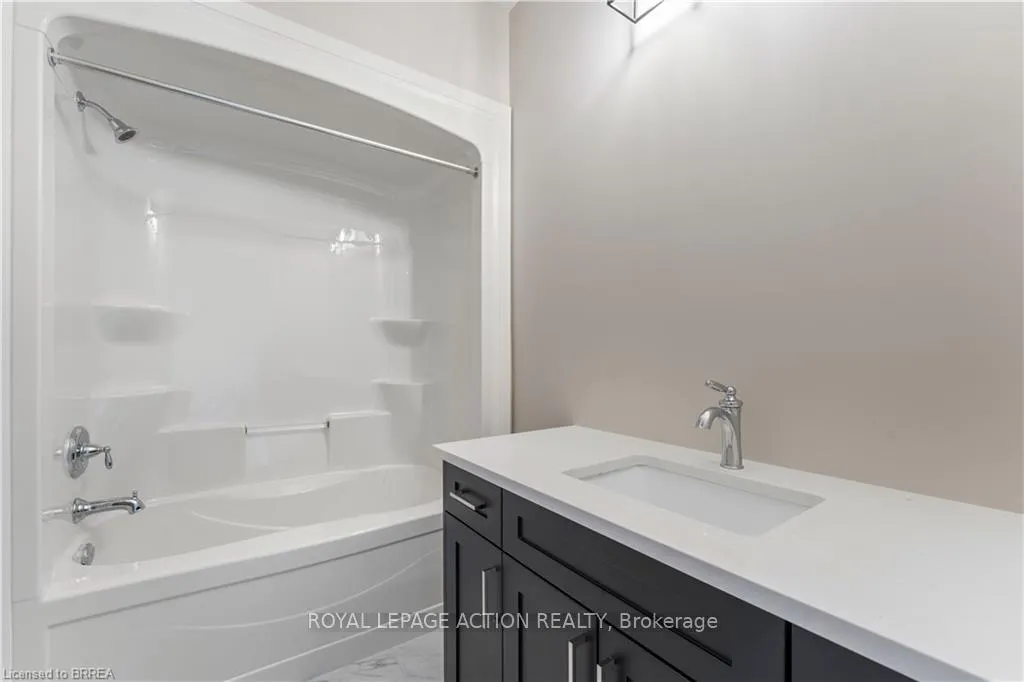 Photo 23 of 111 Judd Drive, Norfolk, Simcoe — HOMEH