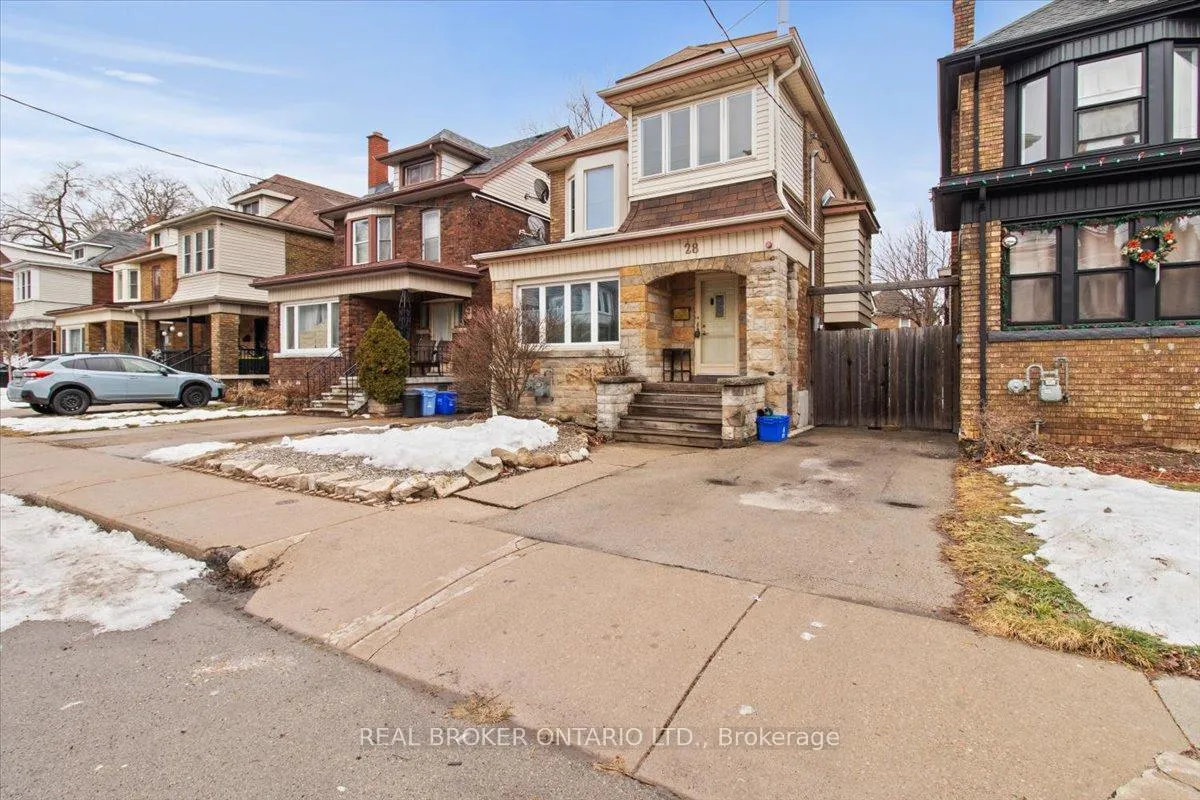 Photo 2 of 28 Glendale Avenue S, Hamilton, Gibson — HOMEH