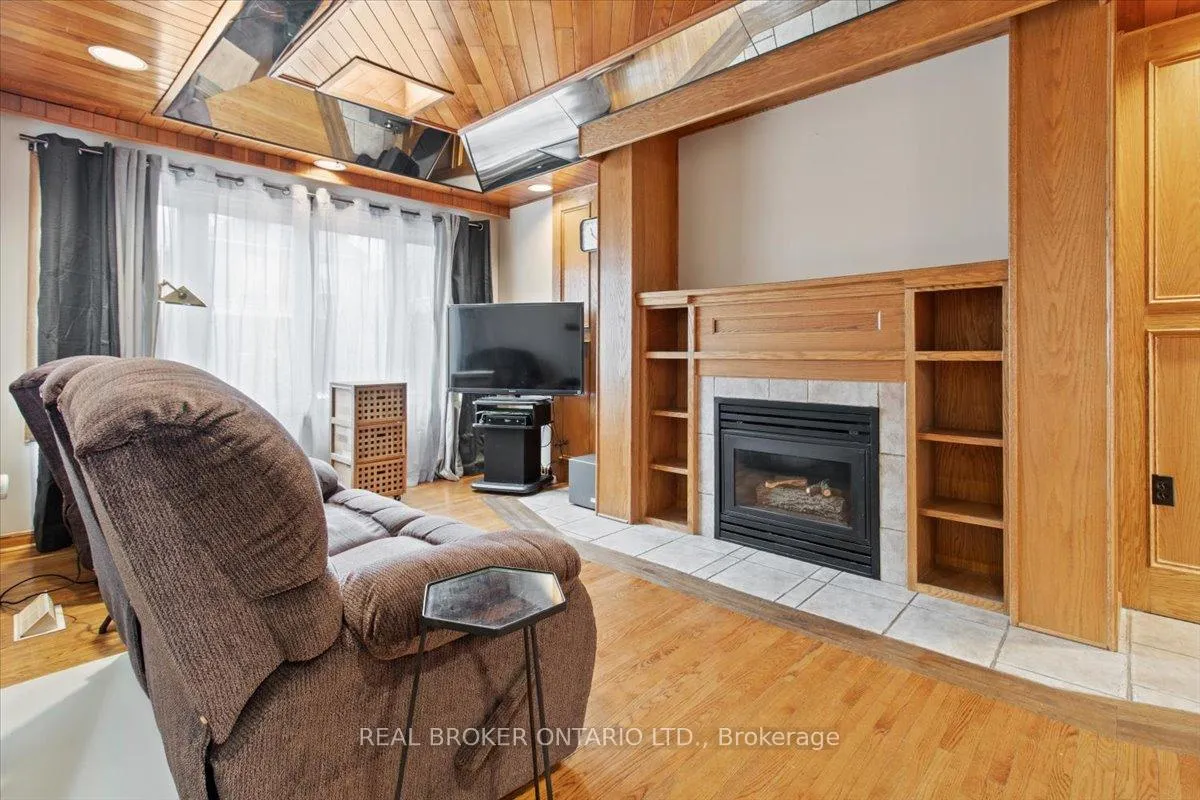 Photo 6 of 28 Glendale Avenue S, Hamilton, Gibson — HOMEH