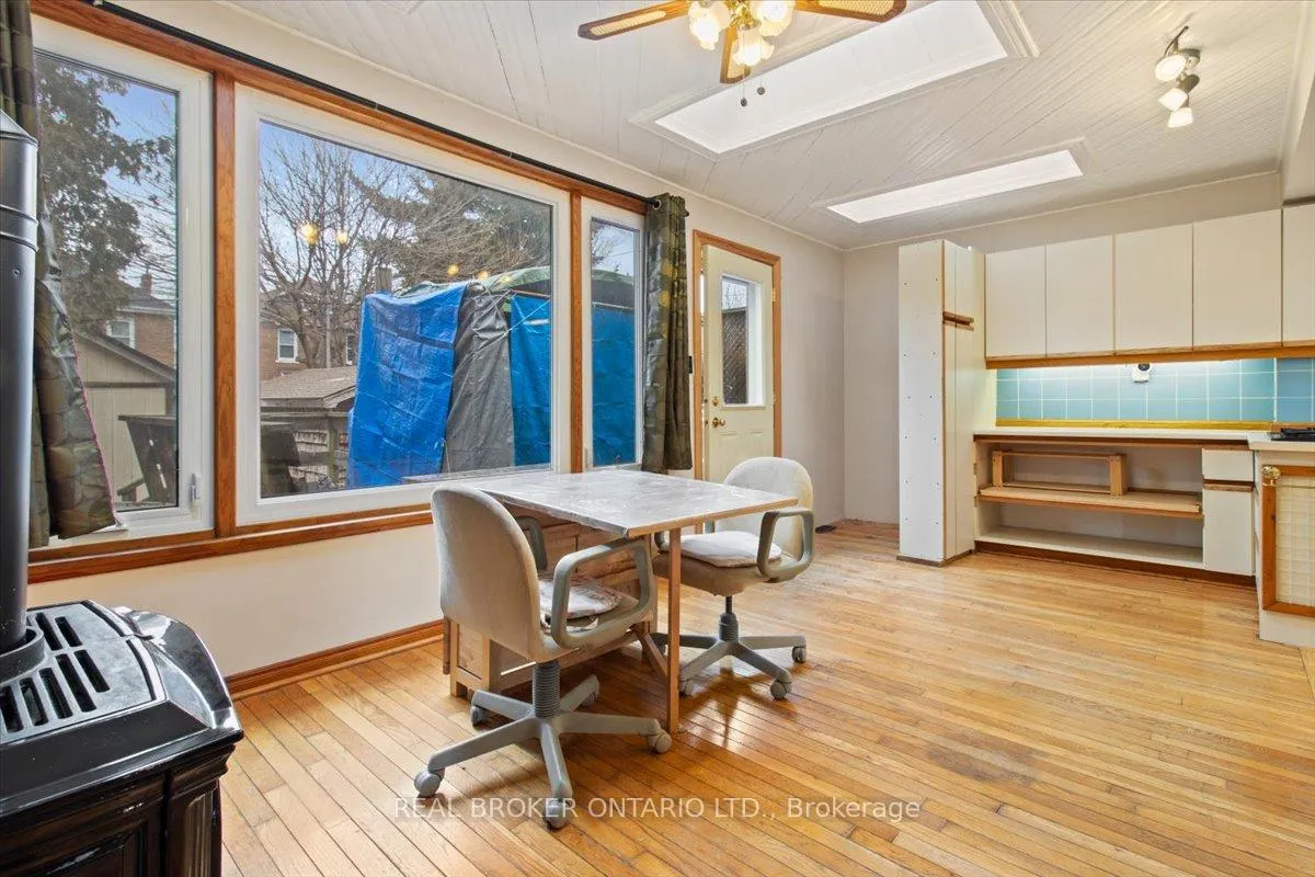 Photo 17 of 28 Glendale Avenue S, Hamilton, Gibson — HOMEH