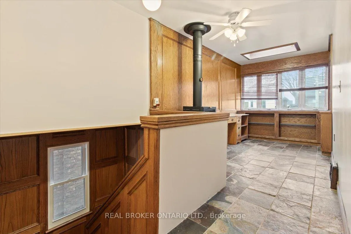 Photo 20 of 28 Glendale Avenue S, Hamilton, Gibson — HOMEH