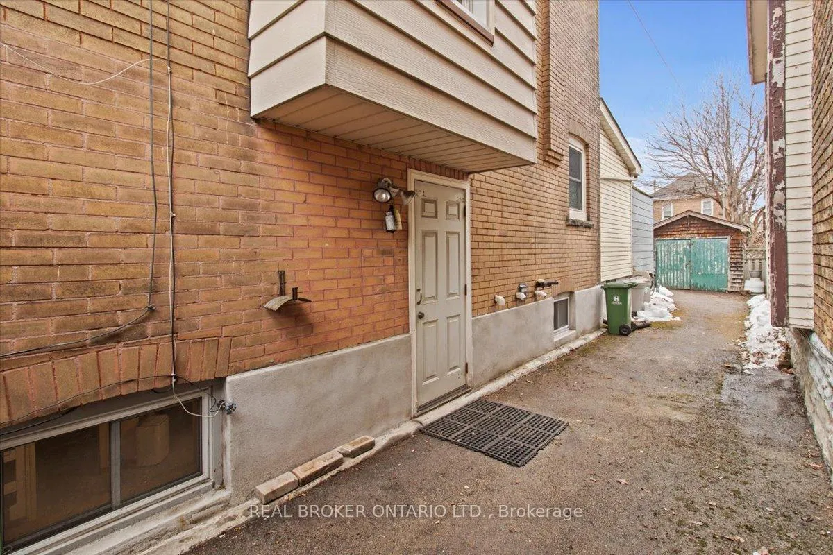 Photo 43 of 28 Glendale Avenue S, Hamilton, Gibson — HOMEH