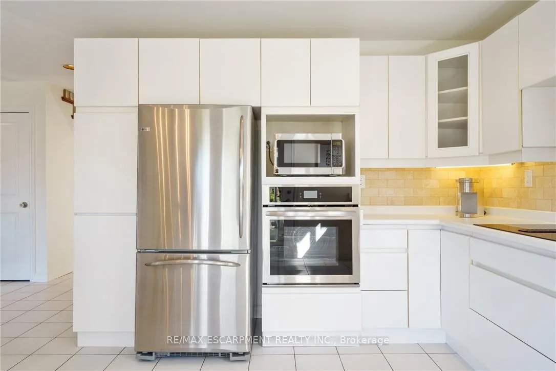 Photo 16 of 43 Glenayr Street, Hamilton, Gilkson — HOMEH