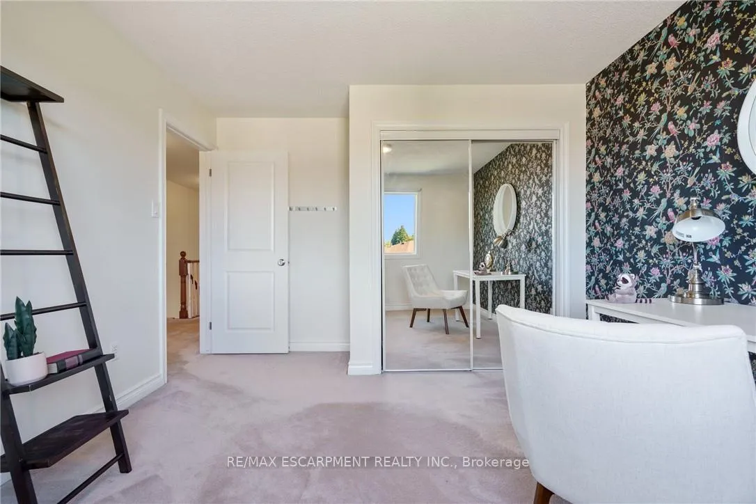 Photo 38 of 43 Glenayr Street, Hamilton, Gilkson — HOMEH