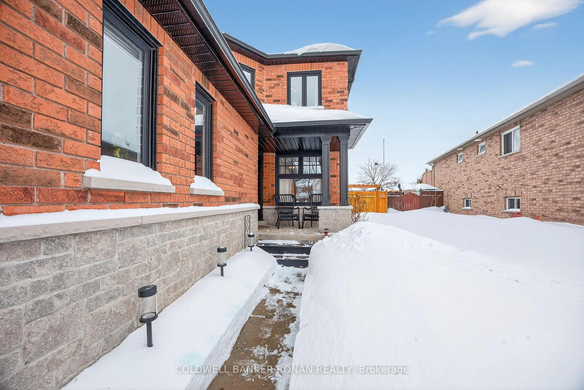 Photo 4 of 13 Bluegrass Drive, Barrie, Holly — HOMEH
