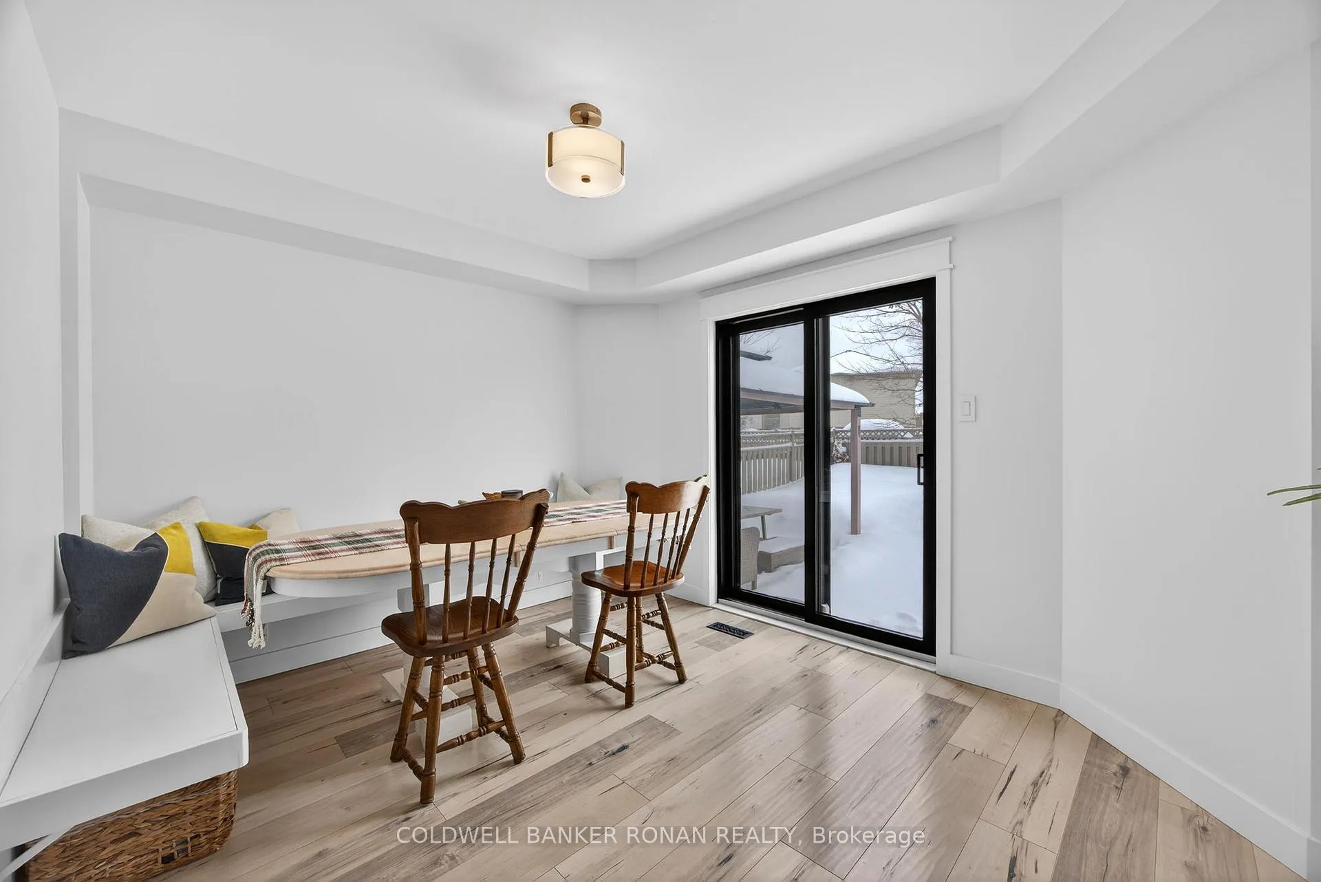 Photo 15 of 13 Bluegrass Drive, Barrie, Holly — HOMEH