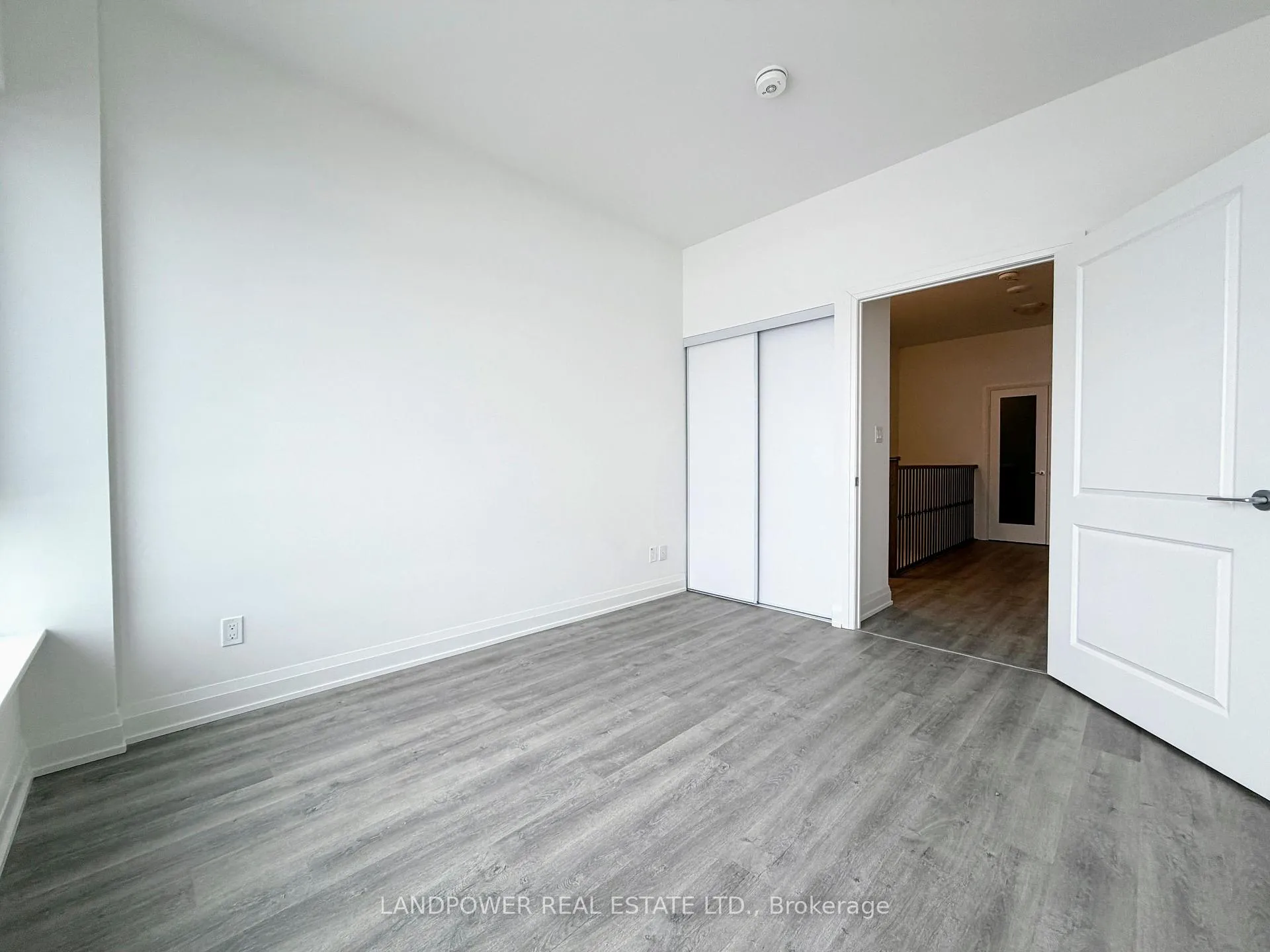 Photo 11 of Unit 101, 56 Andre De Grasse Street, Markham, Unionville — HOMEH