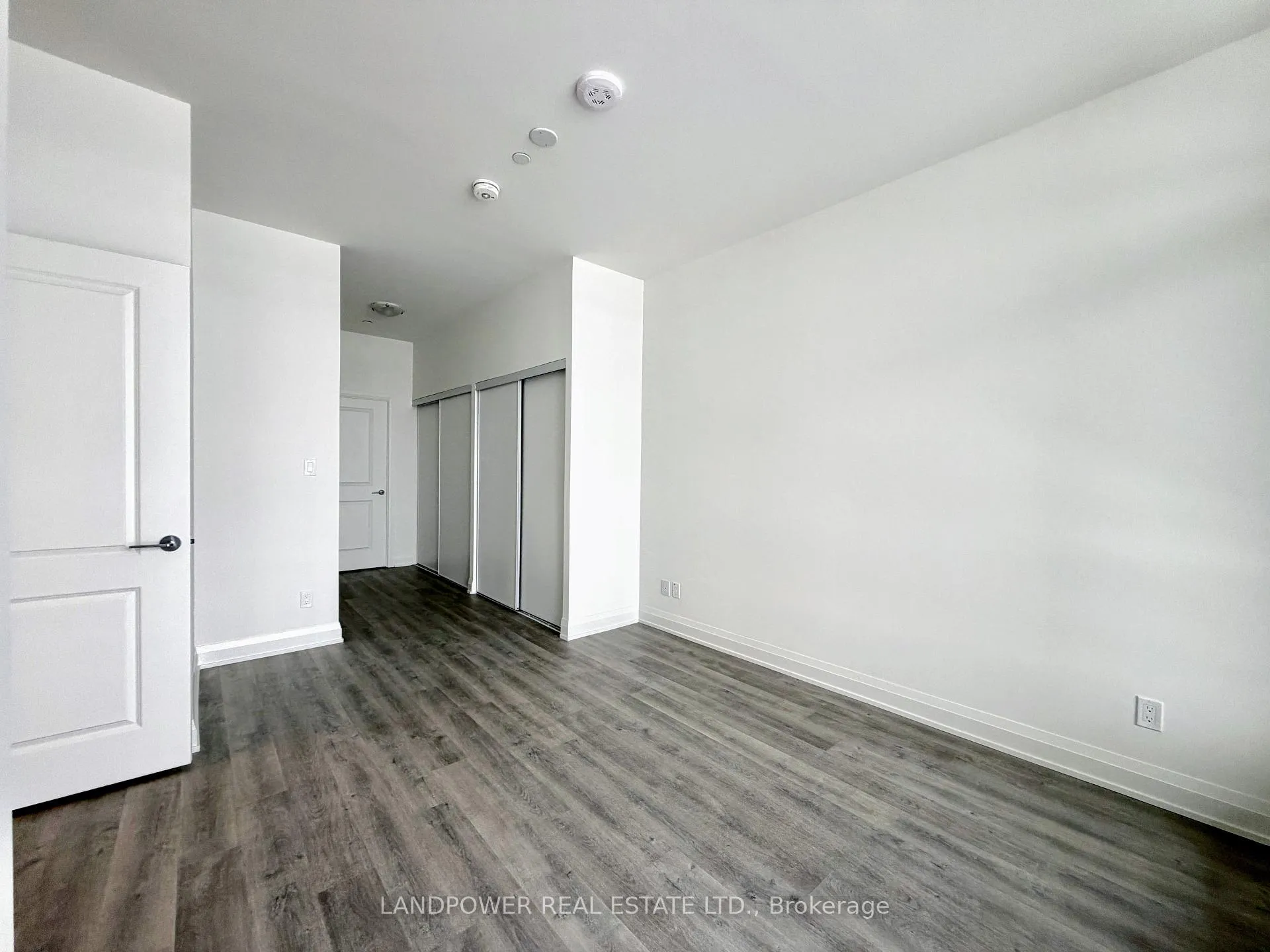 Photo 13 of Unit 101, 56 Andre De Grasse Street, Markham, Unionville — HOMEH
