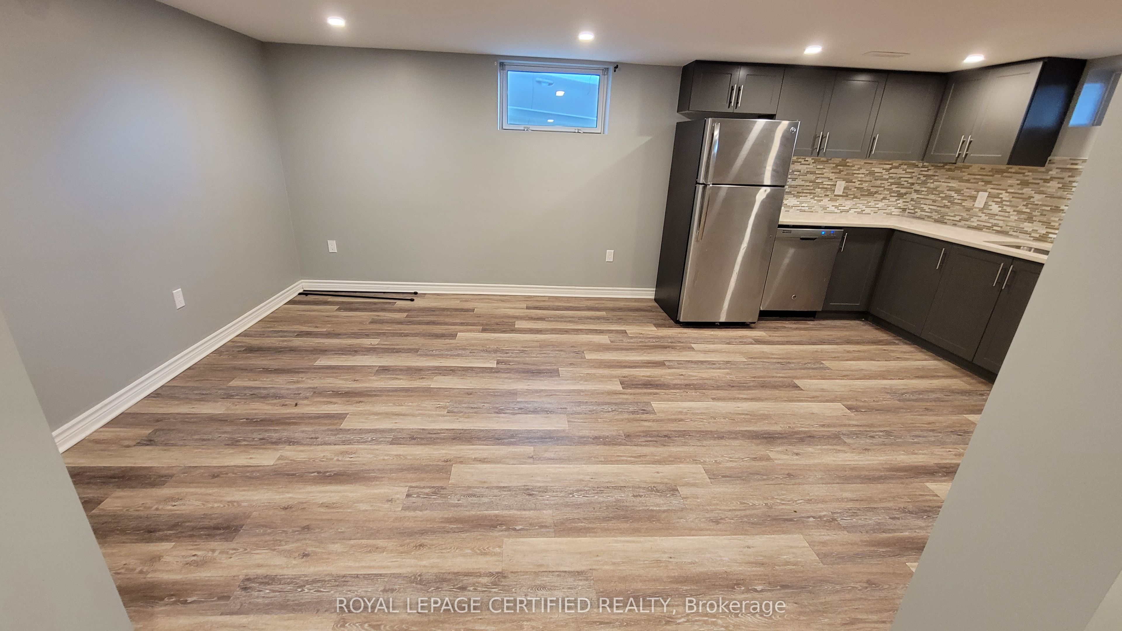 Photo 5 of Unit 2, 892 Fennell Avenue E, Hamilton, Macassa — HOMEH