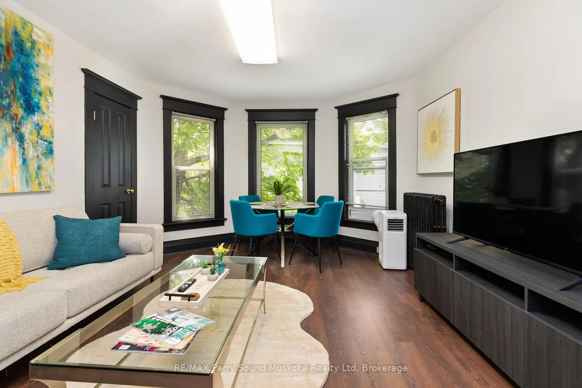 Photo 2 of Unit 2, 97 James Street, Parry Sound — HOMEH