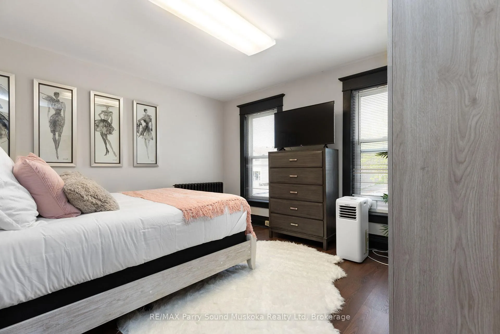Photo 9 of Unit 2, 97 James Street, Parry Sound — HOMEH