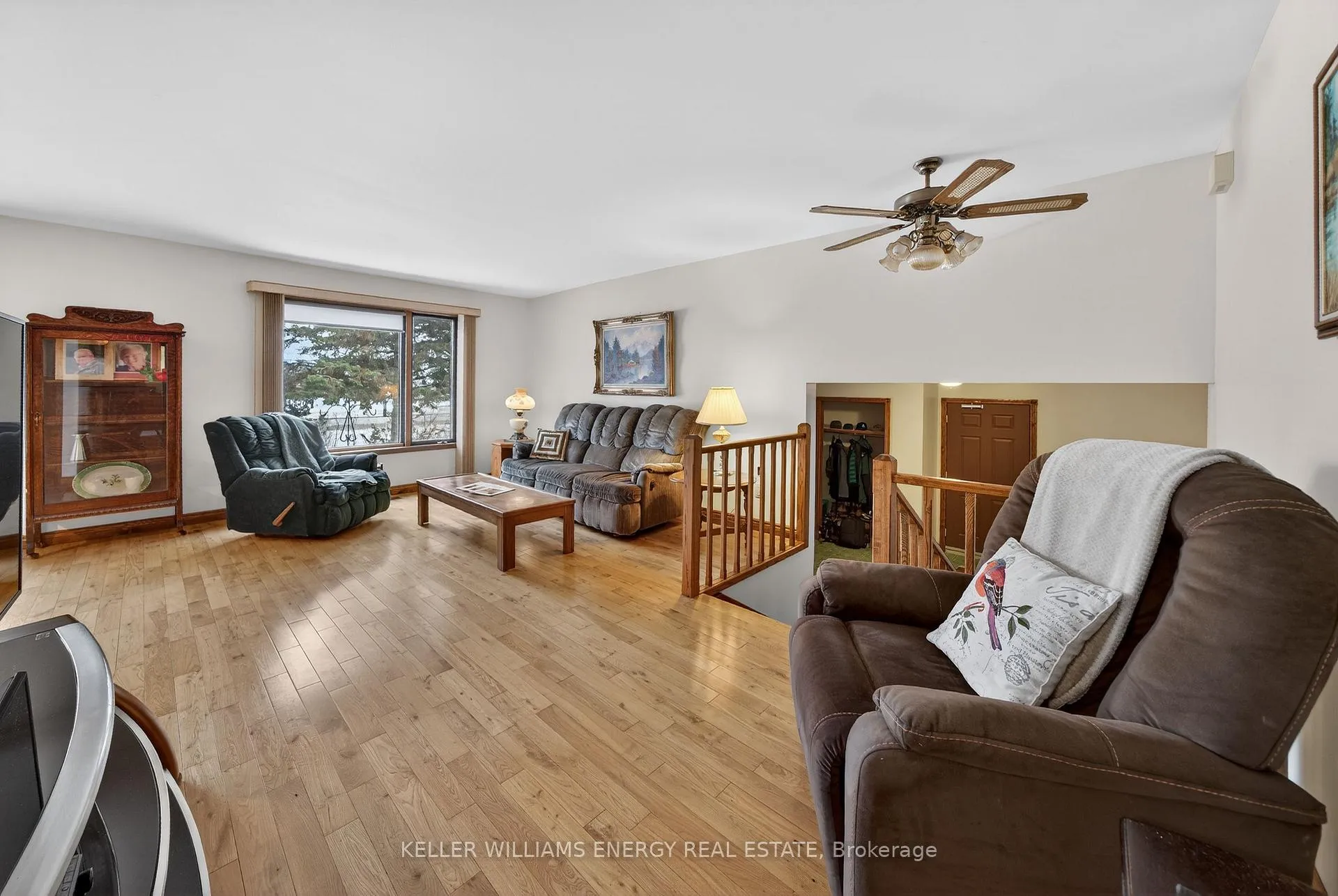 Photo 6 of 1614 County Road 1, Prince Edward County, Hallowell Ward — HOMEH