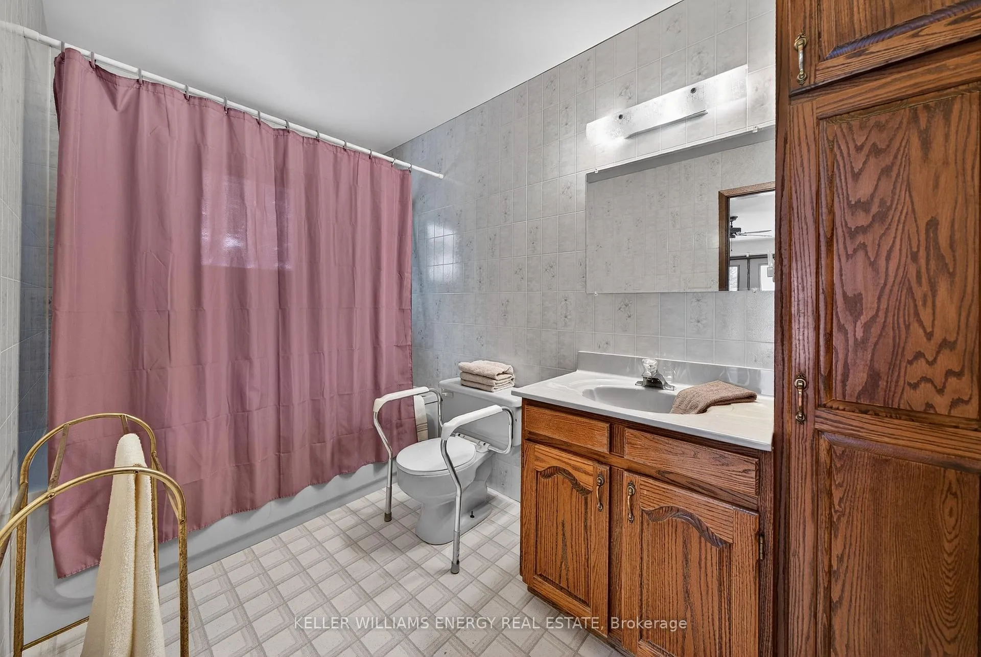 Photo 23 of 1614 County Road 1, Prince Edward County, Hallowell Ward — HOMEH