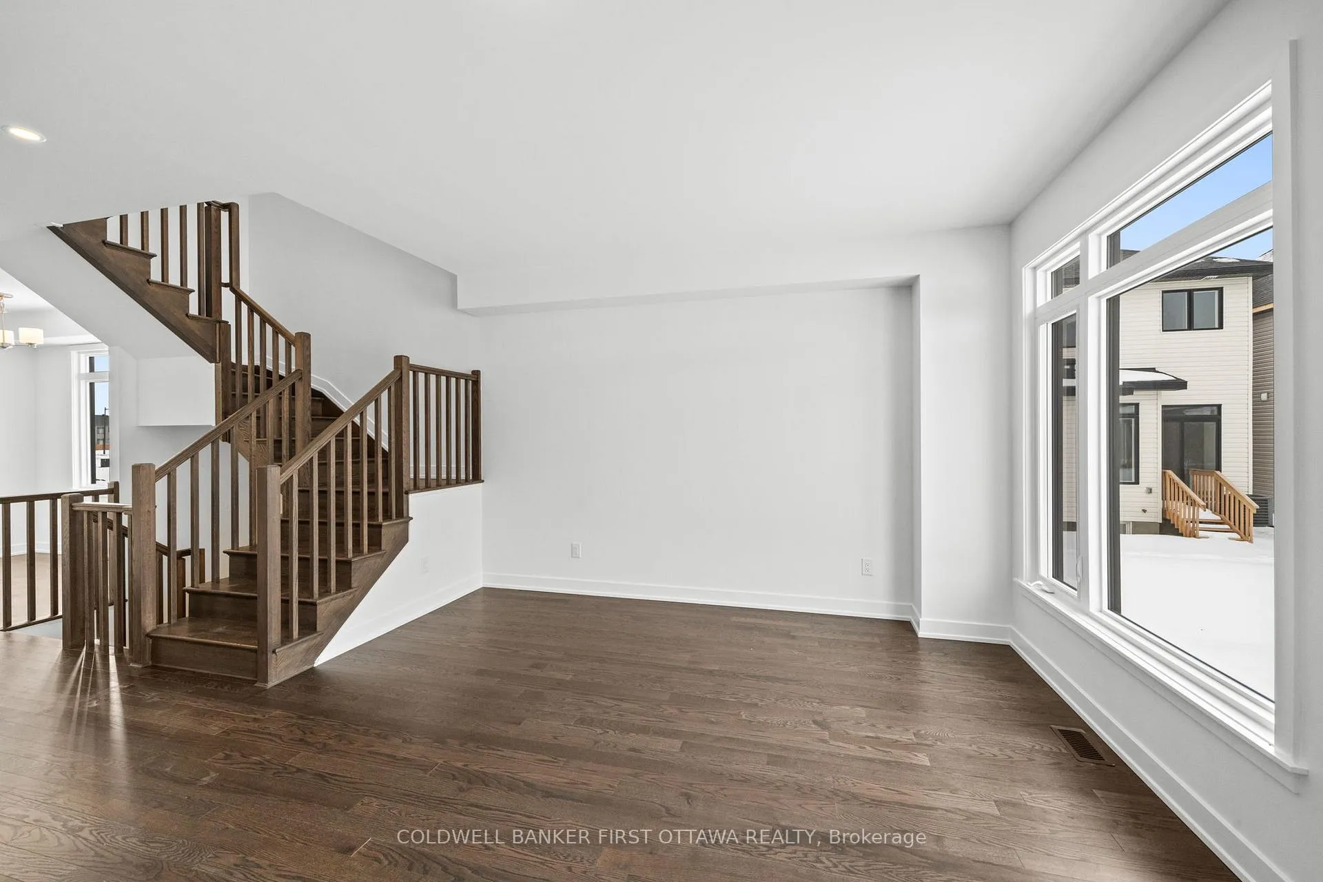 Photo 11 of 461 Shuttleworth Drive, Ottawa, Leitrim — HOMEH