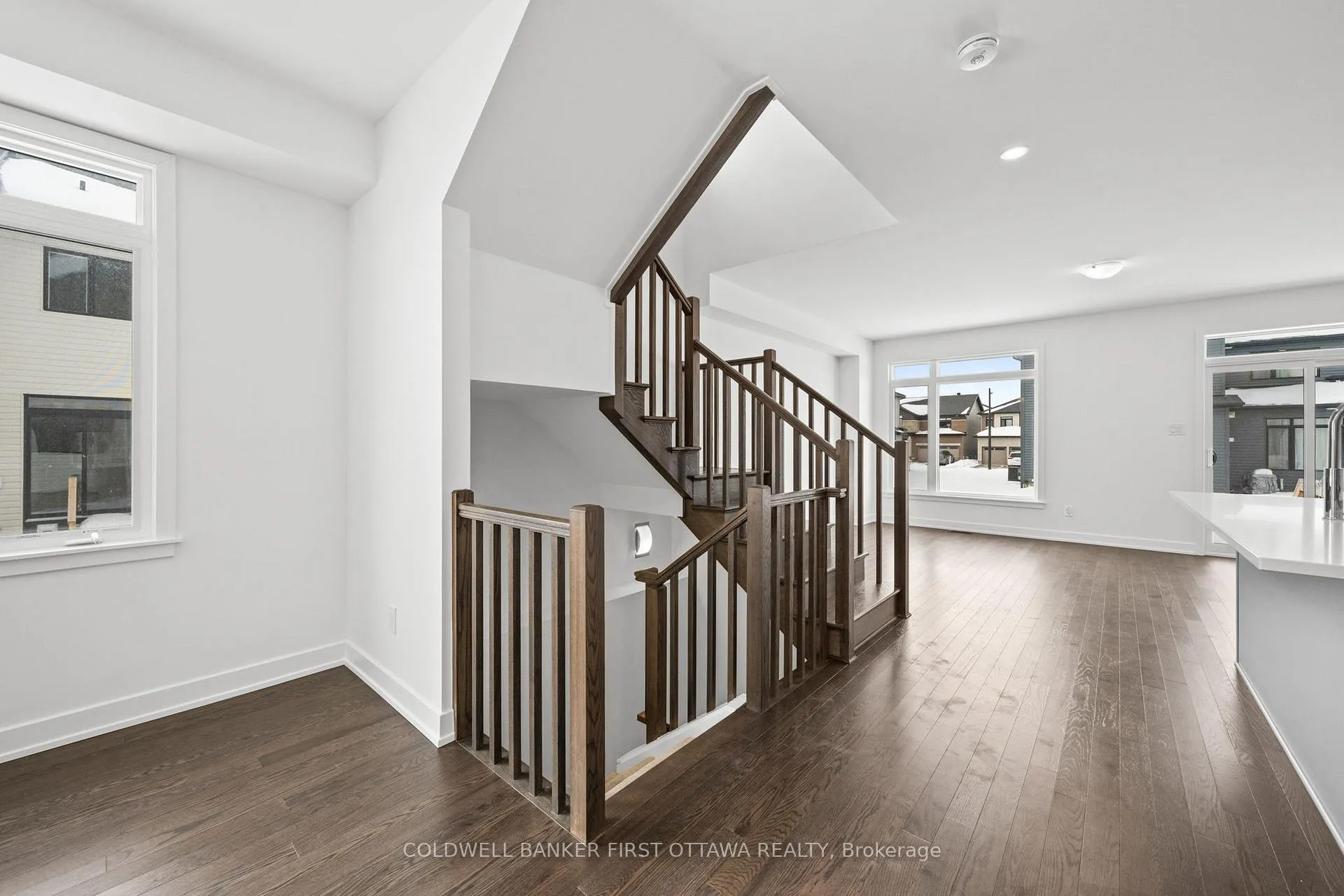Photo 13 of 461 Shuttleworth Drive, Ottawa, Leitrim — HOMEH