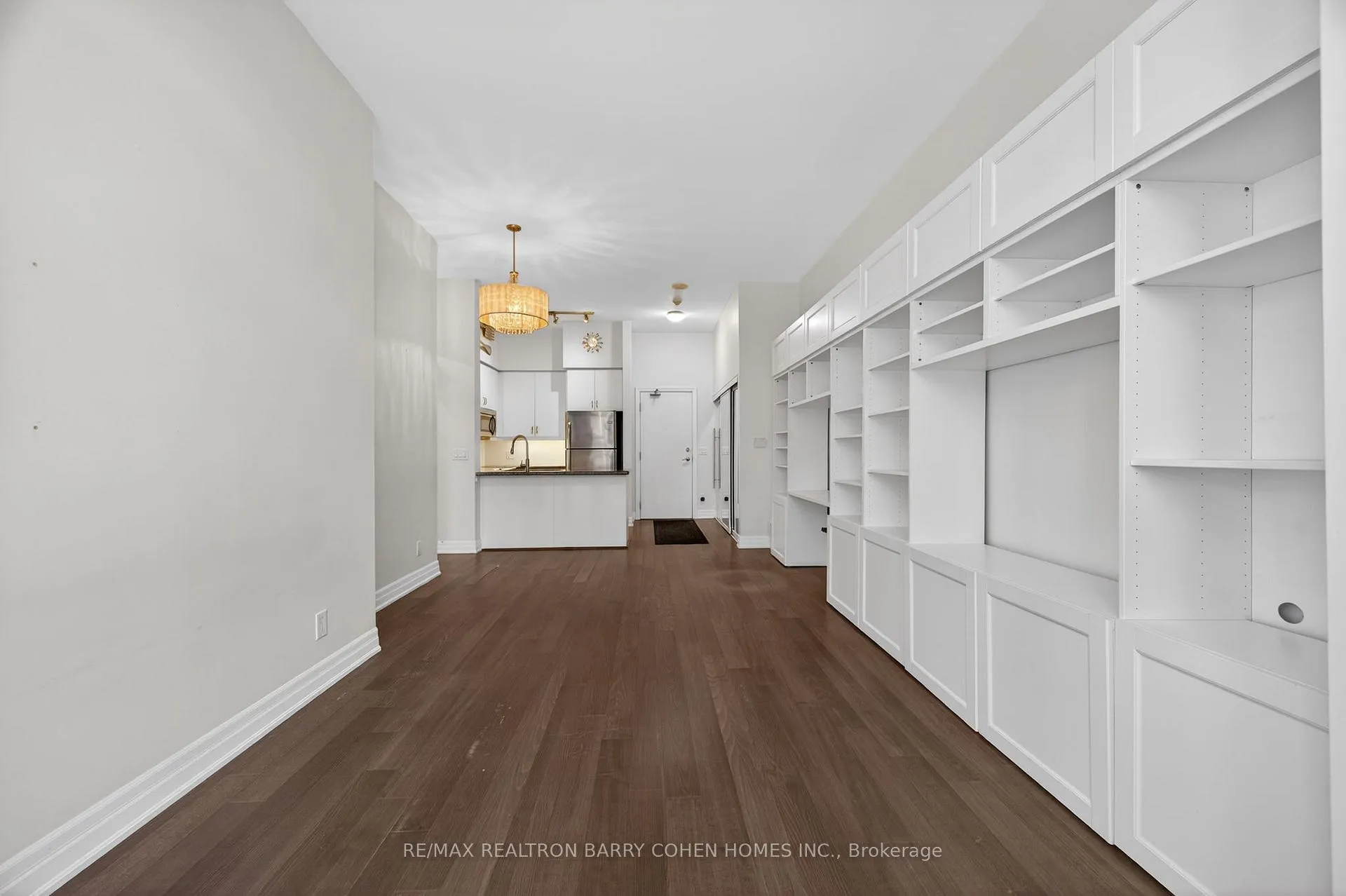 Photo 6 of Unit 301, 500 St Clair Avenue W, Toronto, Forest Hill South — HOMEH