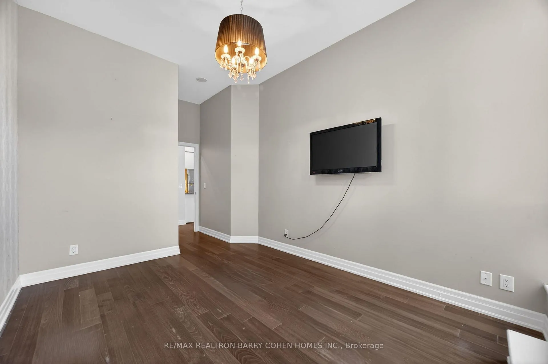 Photo 17 of Unit 301, 500 St Clair Avenue W, Toronto, Forest Hill South — HOMEH