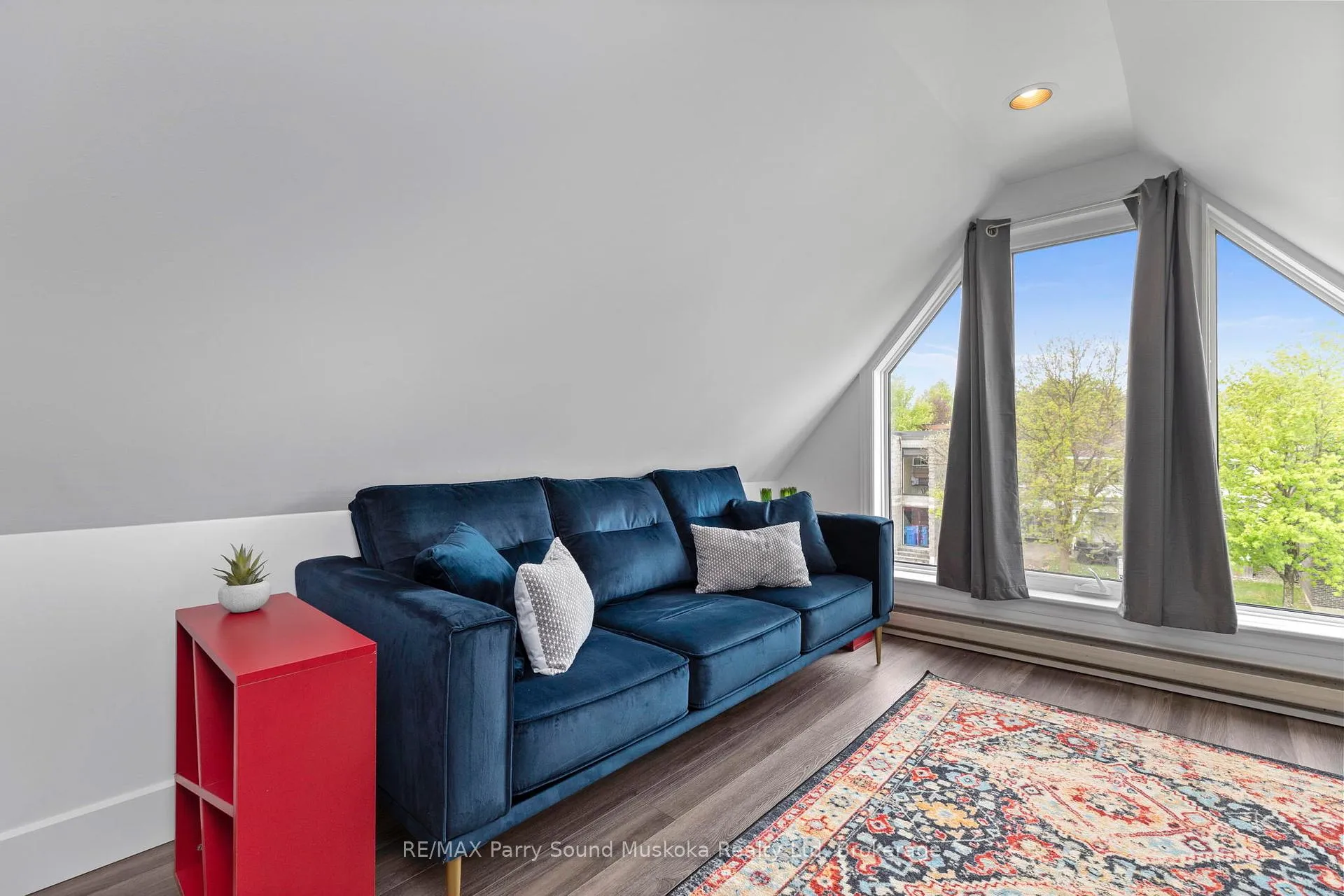 Photo 3 of Unit 3, 97 James Street, Parry Sound — HOMEH