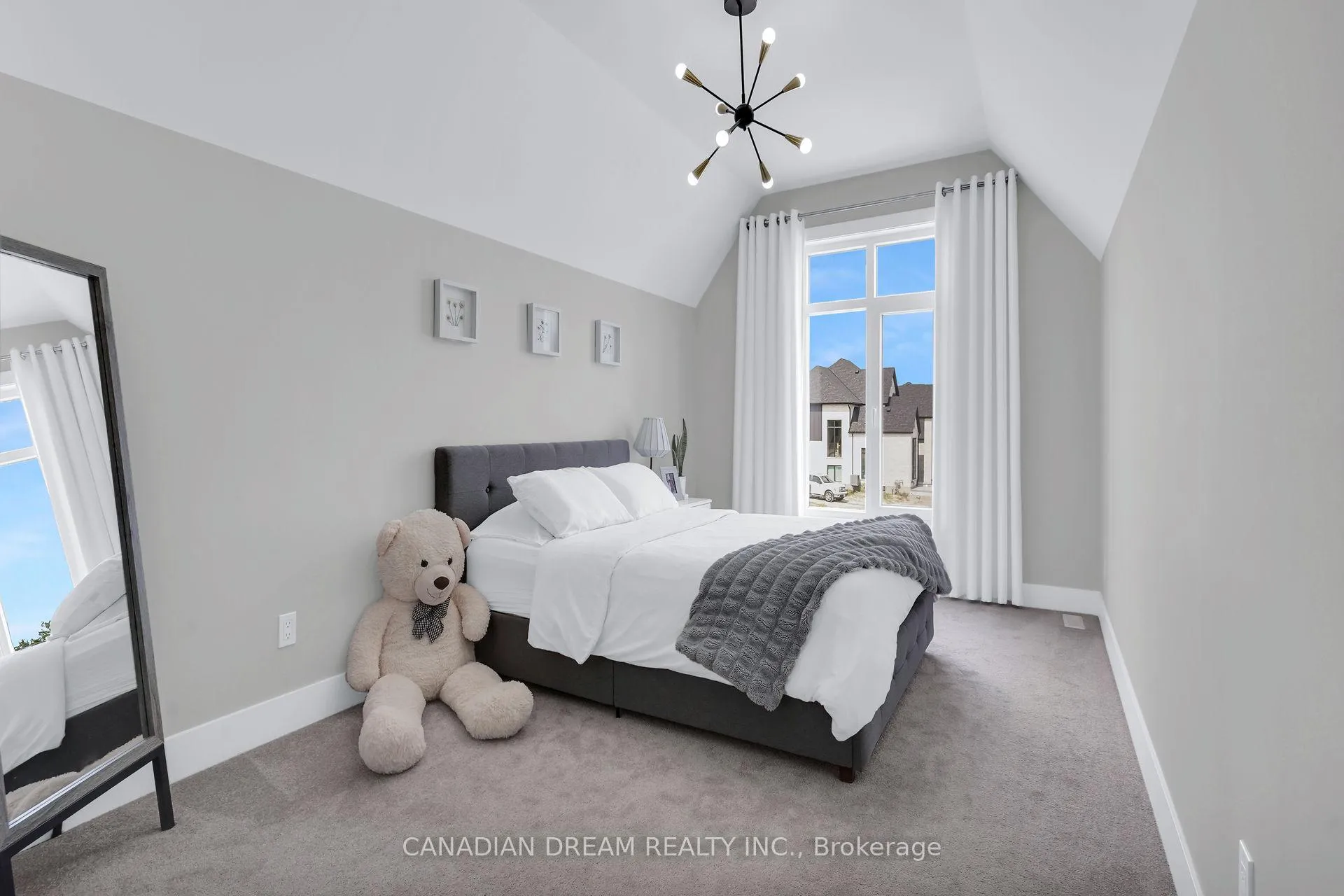 Photo 33 of 77 Crestview Drive, Middlesex Centre, Rural Middlesex Centre — HOMEH