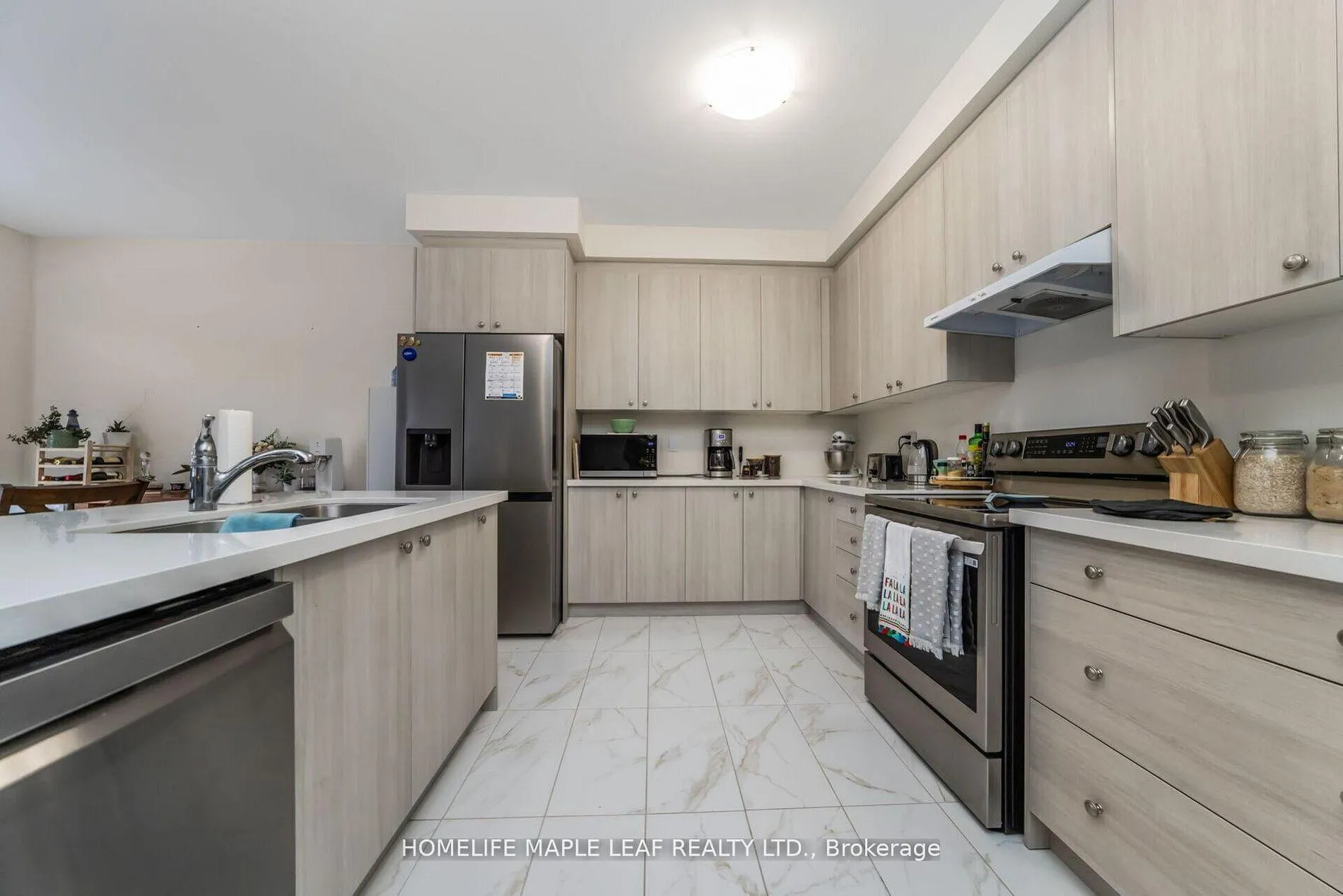 Photo 13 of 34 Orr Avenue, Vaughan, East Woodbridge — HOMEH