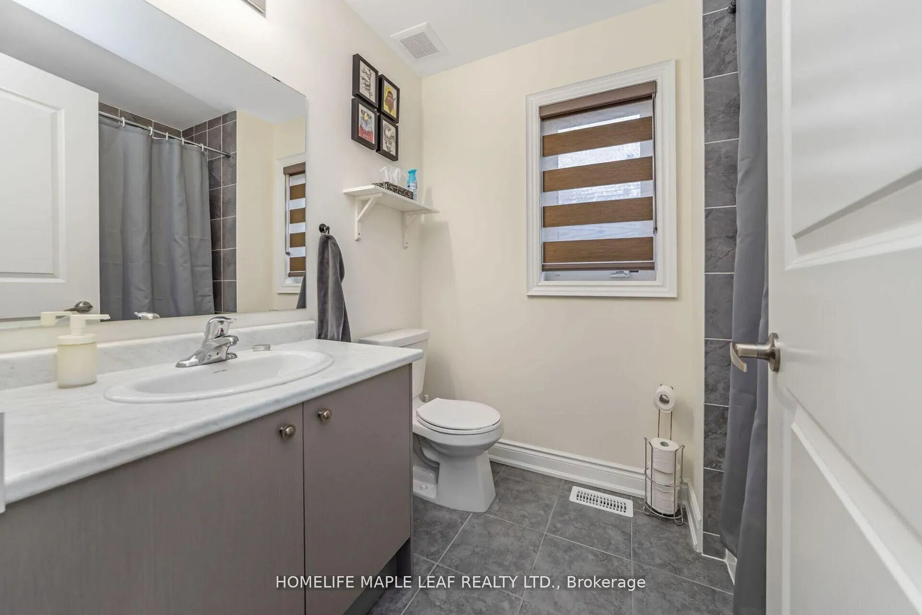 Photo 38 of 34 Orr Avenue, Vaughan, East Woodbridge — HOMEH