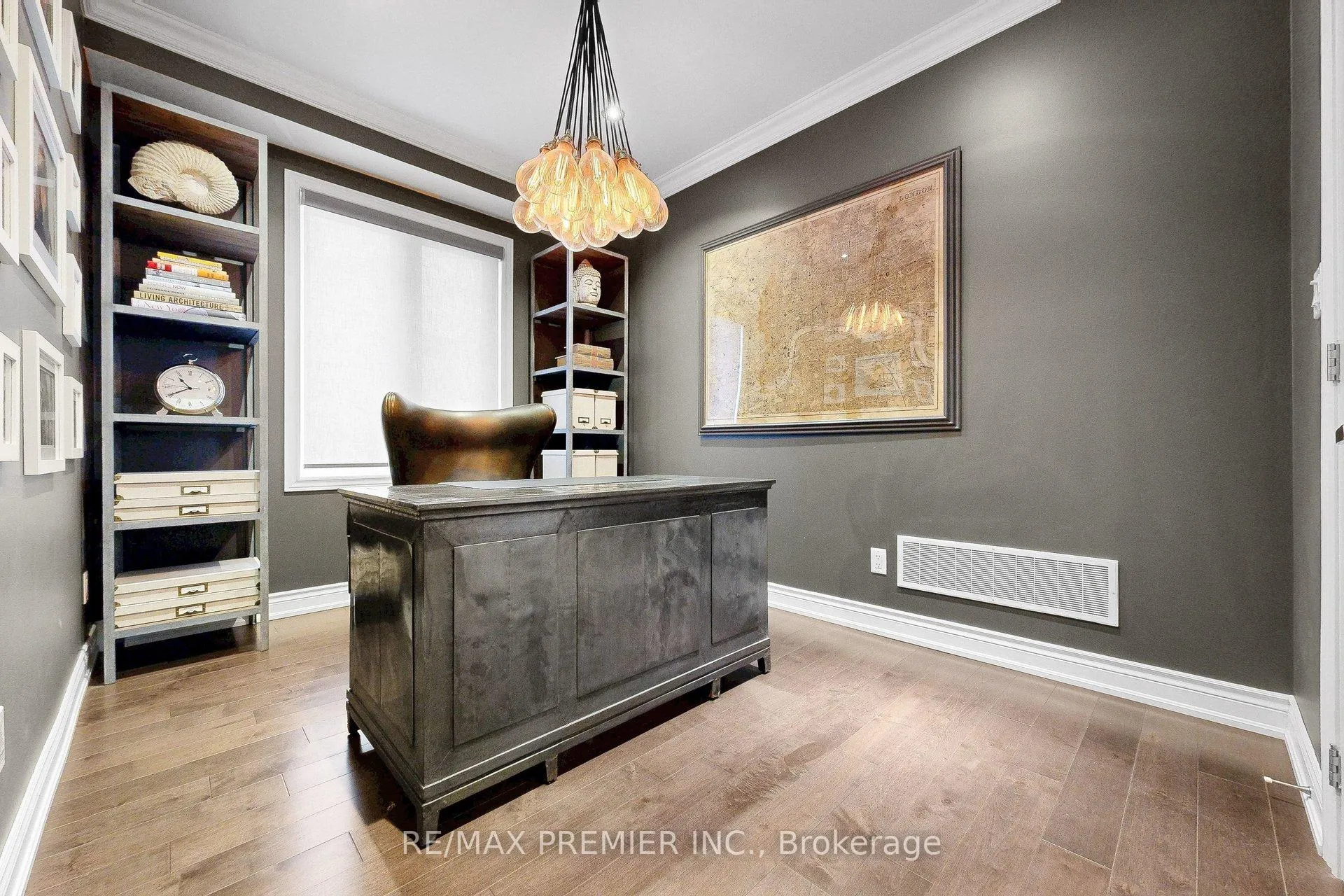 Photo 9 of 176 Headwind Boulevard, Vaughan, Vellore Village — HOMEH