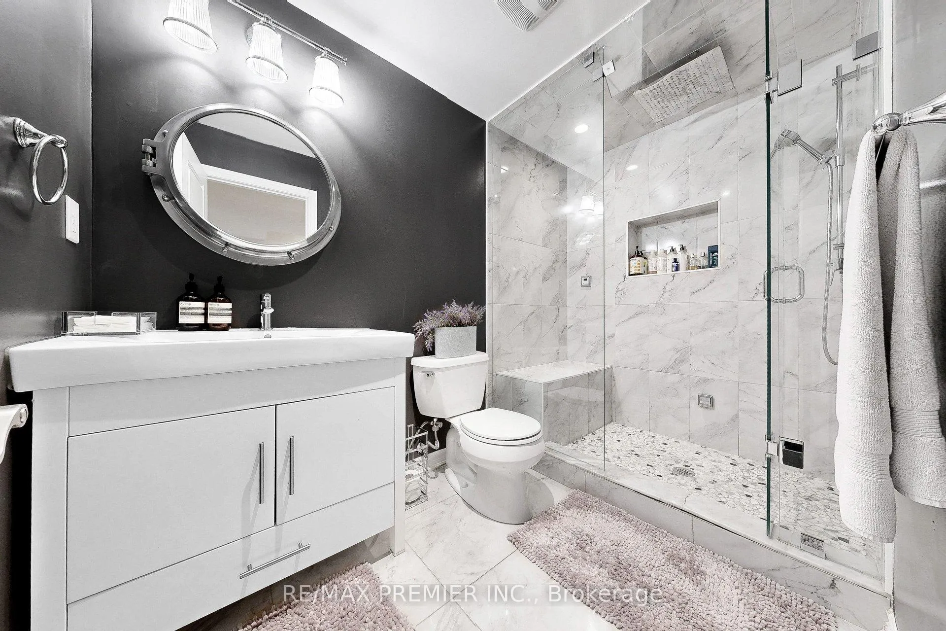 Photo 35 of 176 Headwind Boulevard, Vaughan, Vellore Village — HOMEH