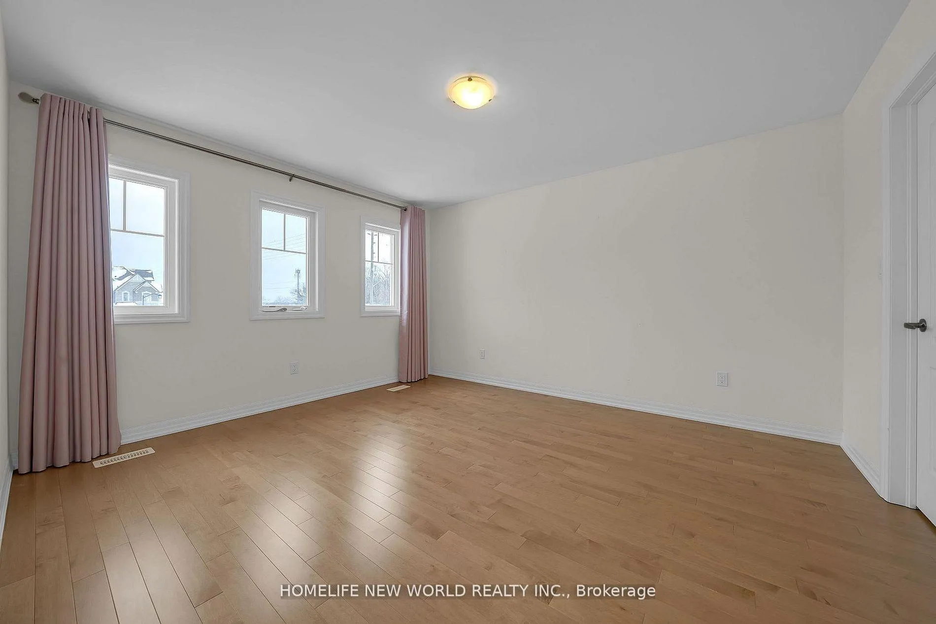 Photo 14 of 48 Crofting Crescent, Markham, Wismer — HOMEH