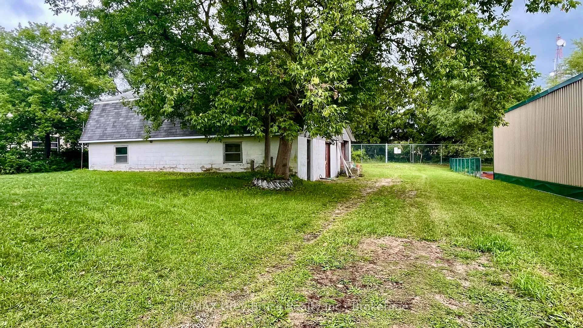 Photo 3 of 1069 7th Avenue, Hanover — HOMEH