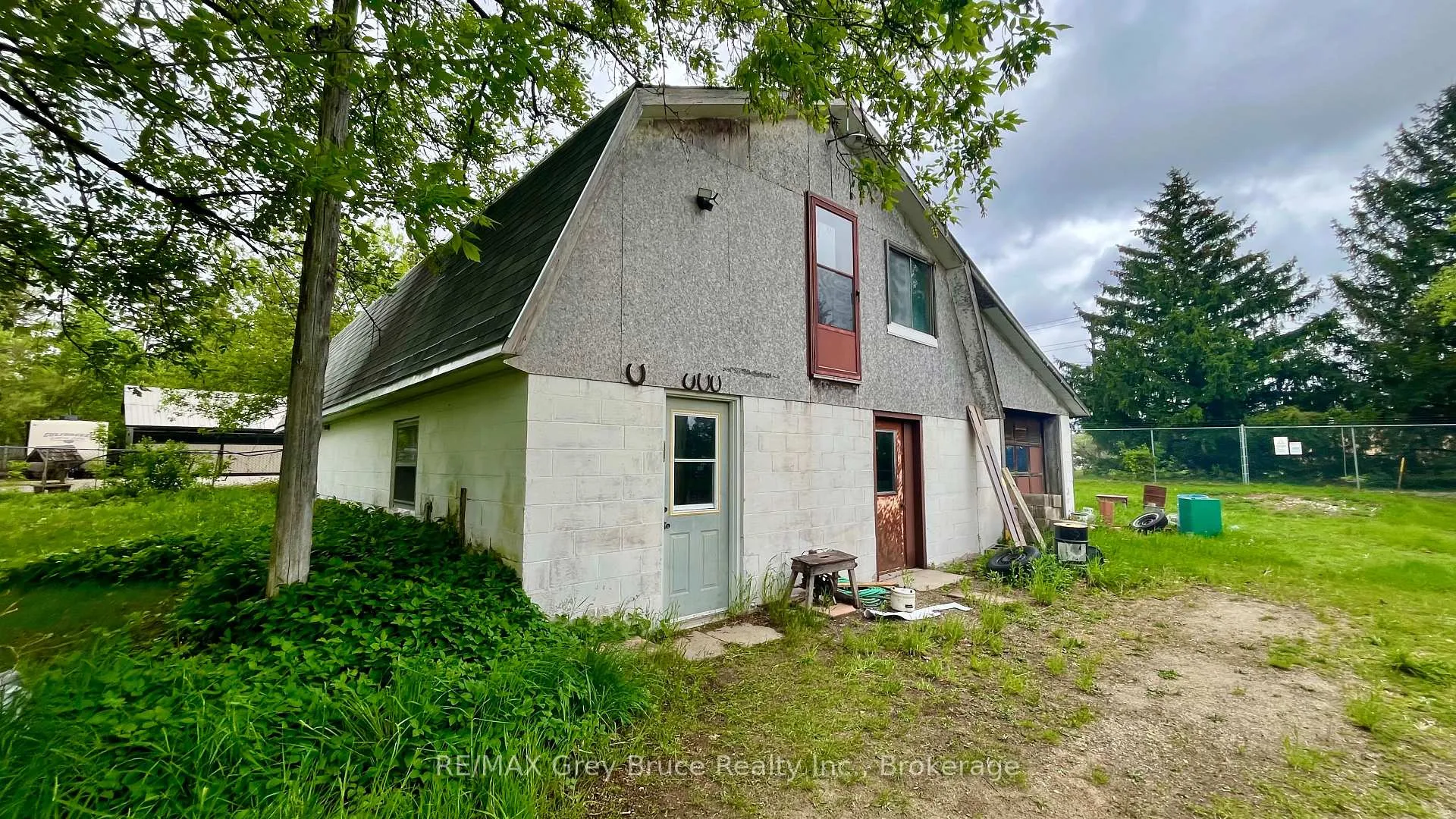 Photo 5 of 1069 7th Avenue, Hanover — HOMEH