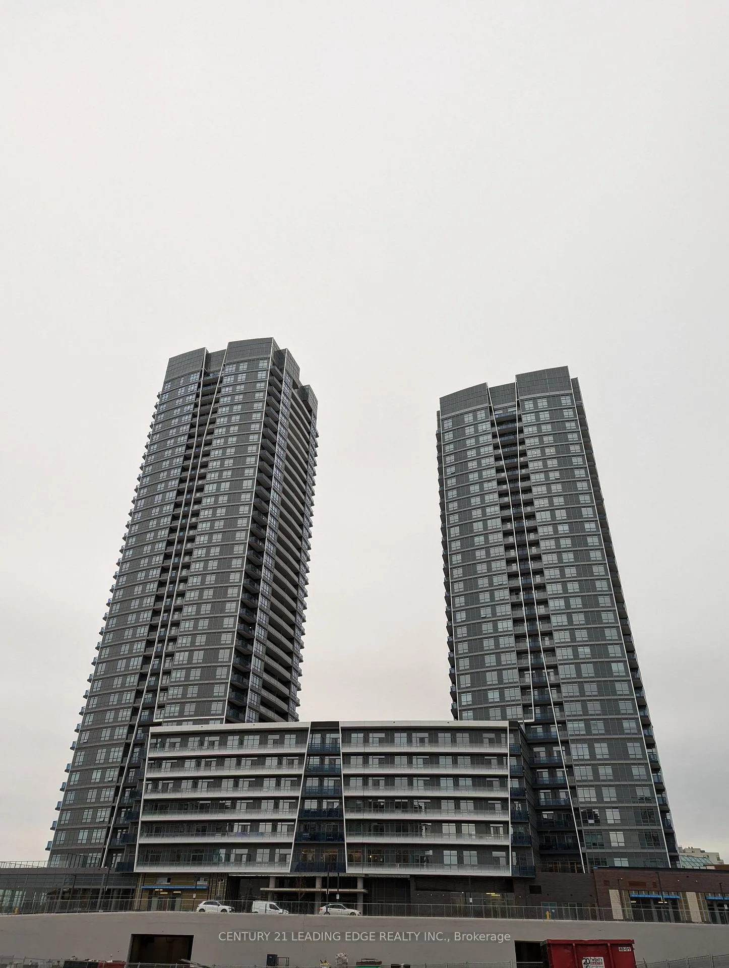 Photo 1 of Unit 1504, 30 Upper Mall Way, Vaughan, Brownridge — HOMEH