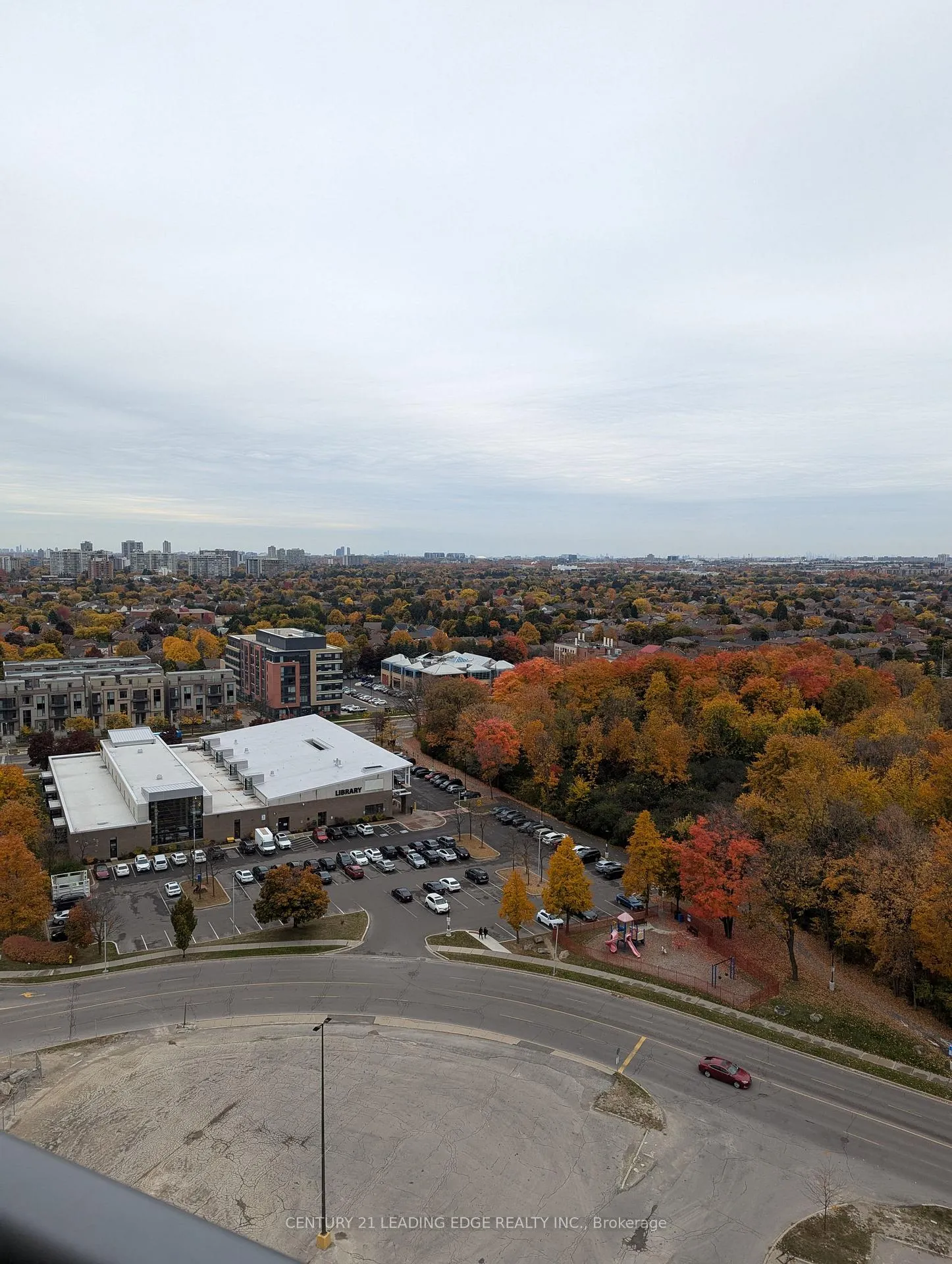 Photo 22 of Unit 1504, 30 Upper Mall Way, Vaughan, Brownridge — HOMEH