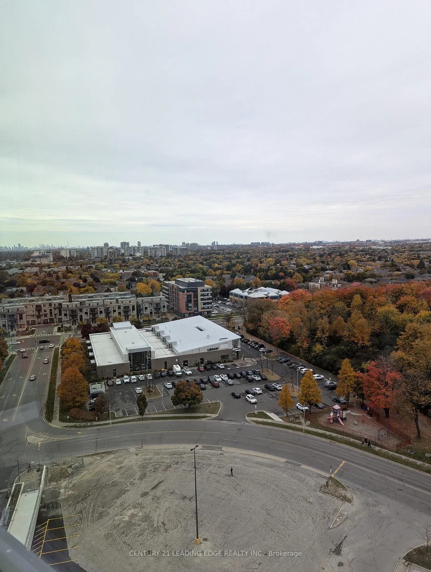 Photo 23 of Unit 1504, 30 Upper Mall Way, Vaughan, Brownridge — HOMEH