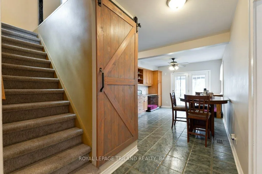 Photo 5 of 40 St George Street, St. Thomas — HOMEH