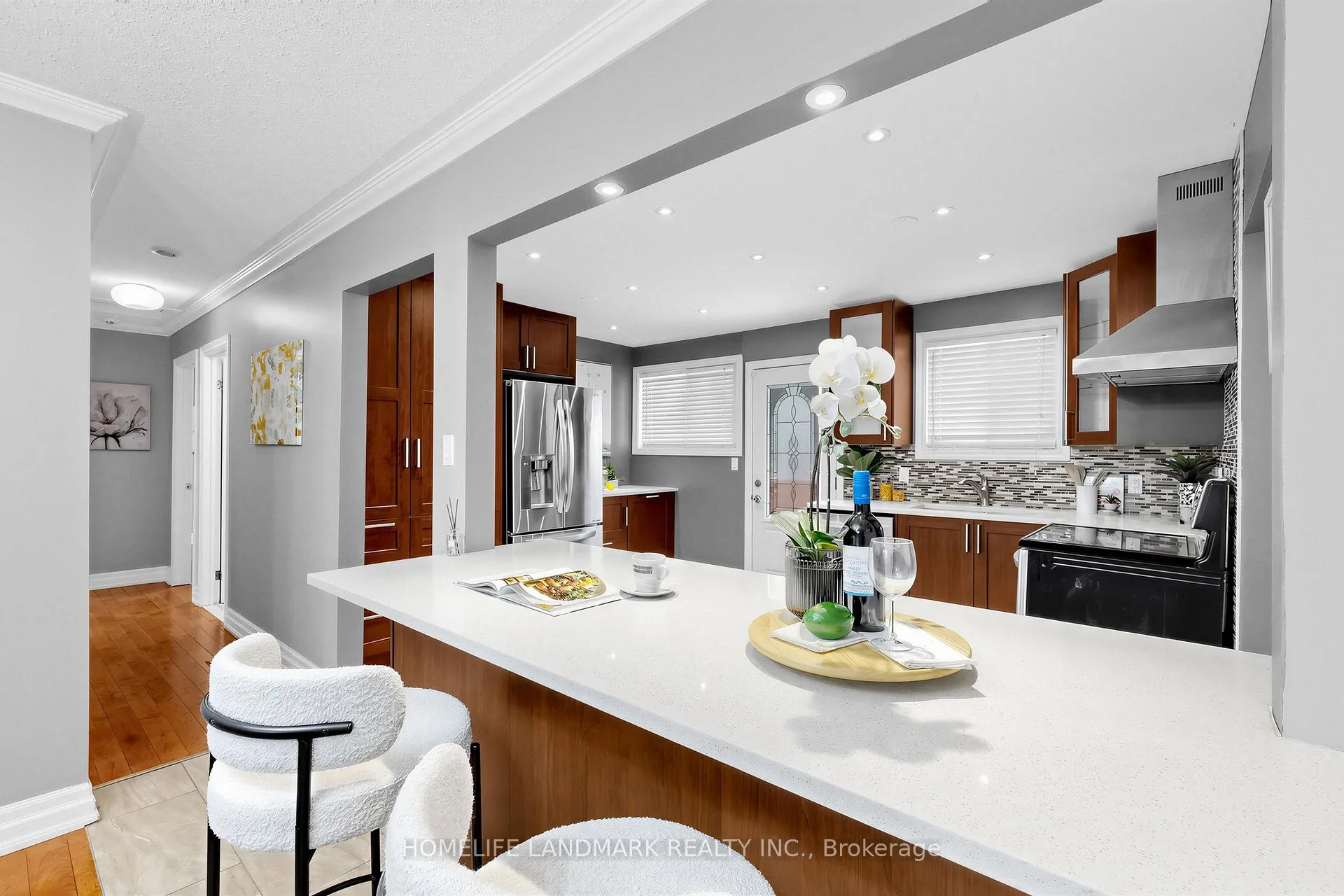 Photo 7 of 220 Jeffery Street, Whitby, Lynde Creek — HOMEH