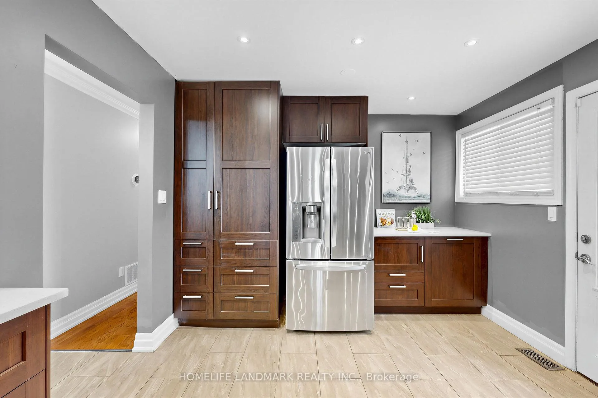Photo 9 of 220 Jeffery Street, Whitby, Lynde Creek — HOMEH