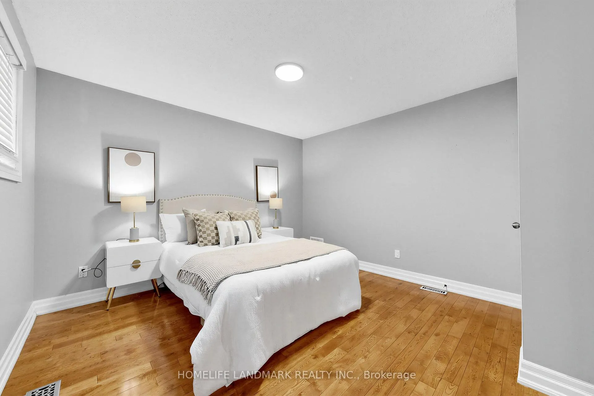Photo 13 of 220 Jeffery Street, Whitby, Lynde Creek — HOMEH