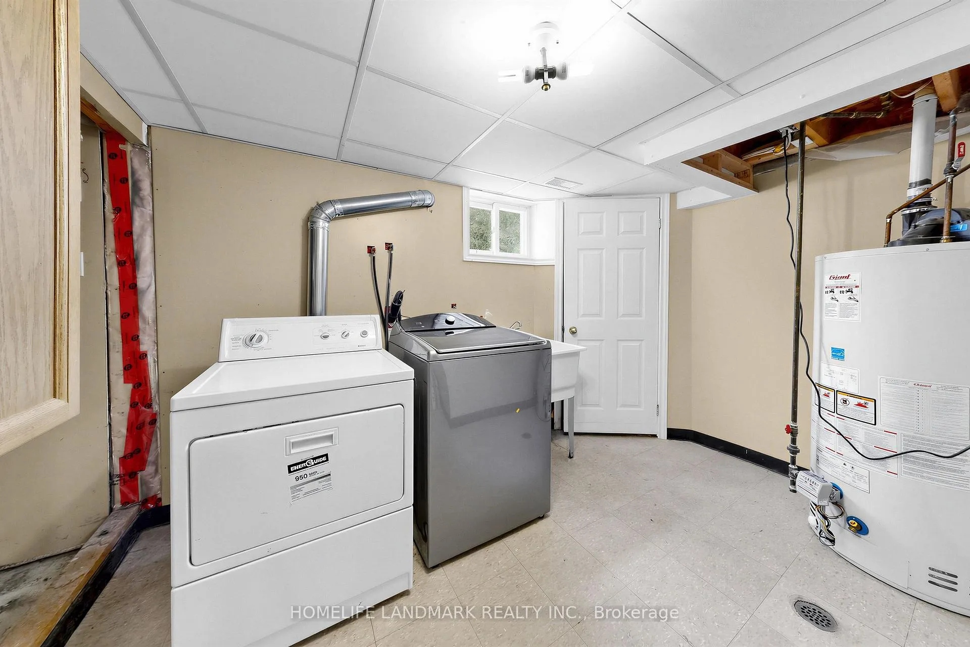 Photo 40 of 220 Jeffery Street, Whitby, Lynde Creek — HOMEH