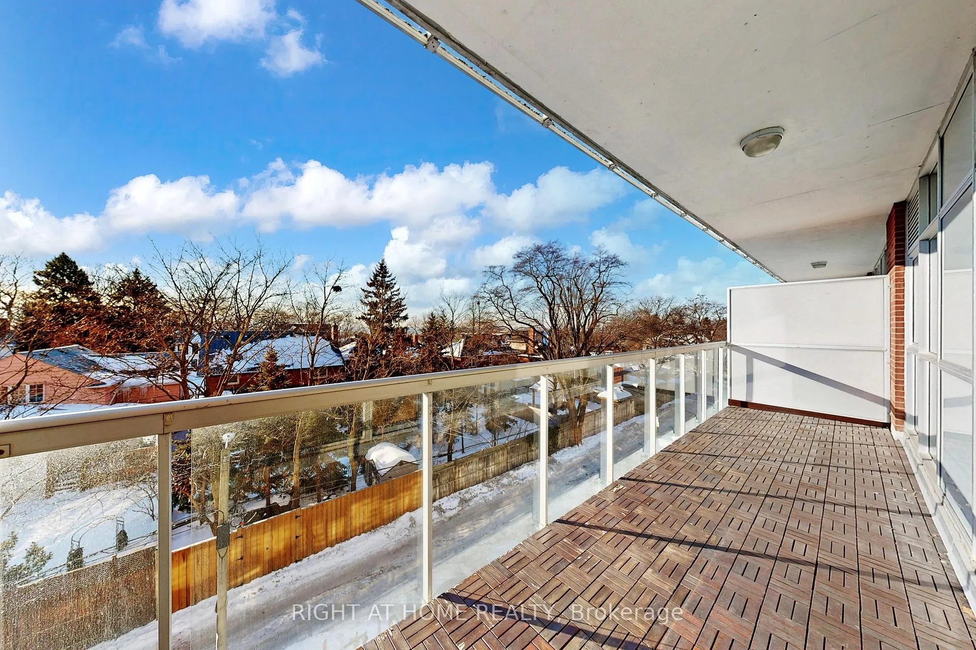 Photo 29 of Unit 404, 601 Kingston Road, Toronto, The Beaches — HOMEH